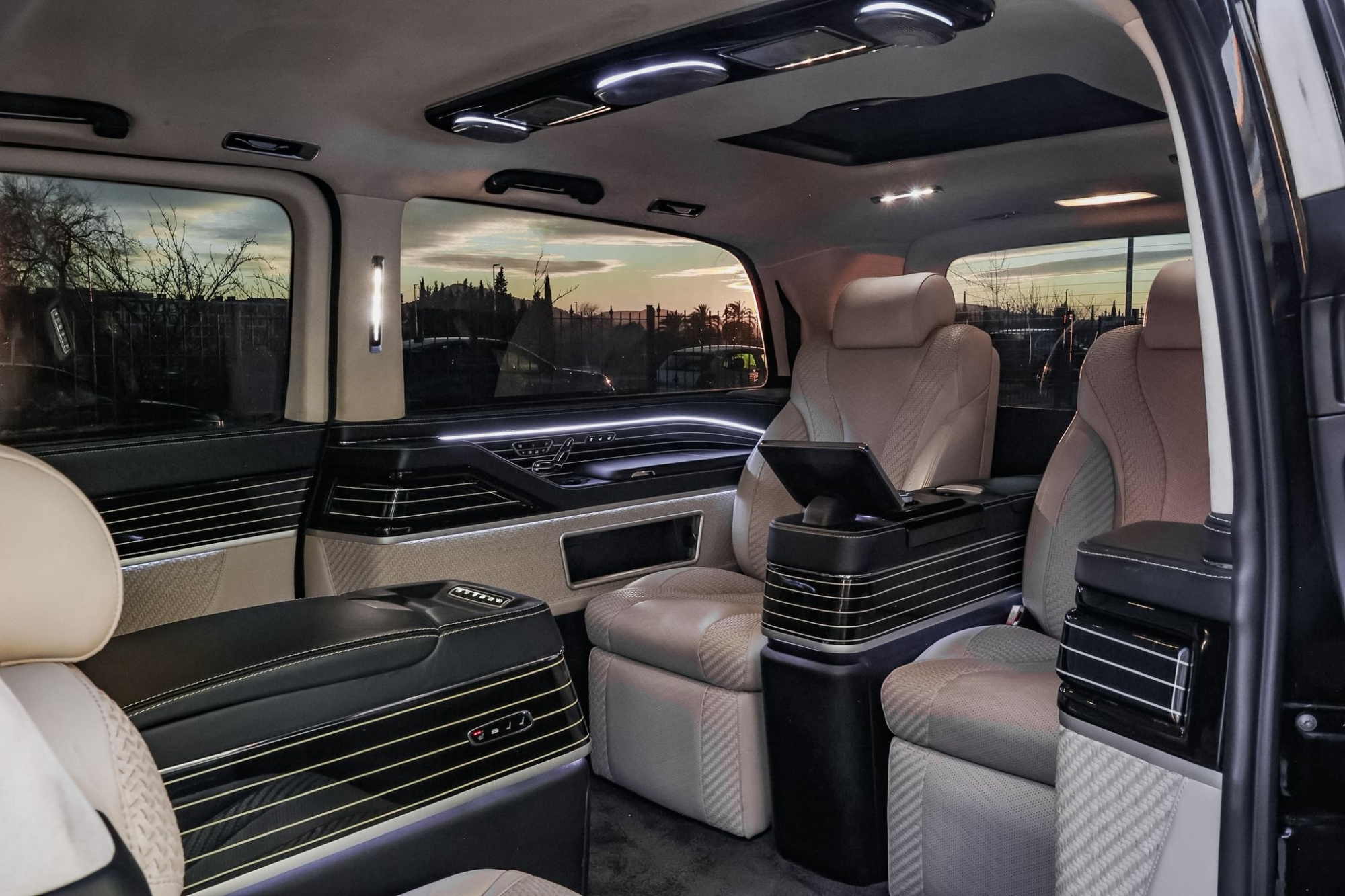 MERCEDES BENZ VITO TOURER 119 CDI KIT MAYBACH