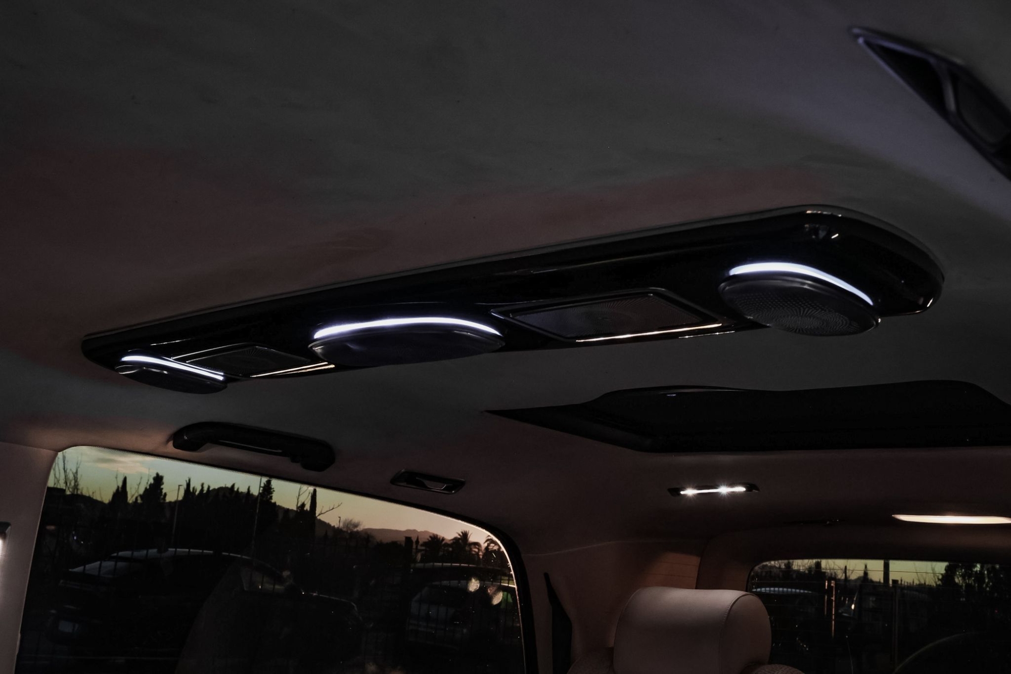 MERCEDES BENZ VITO TOURER 119 CDI KIT MAYBACH