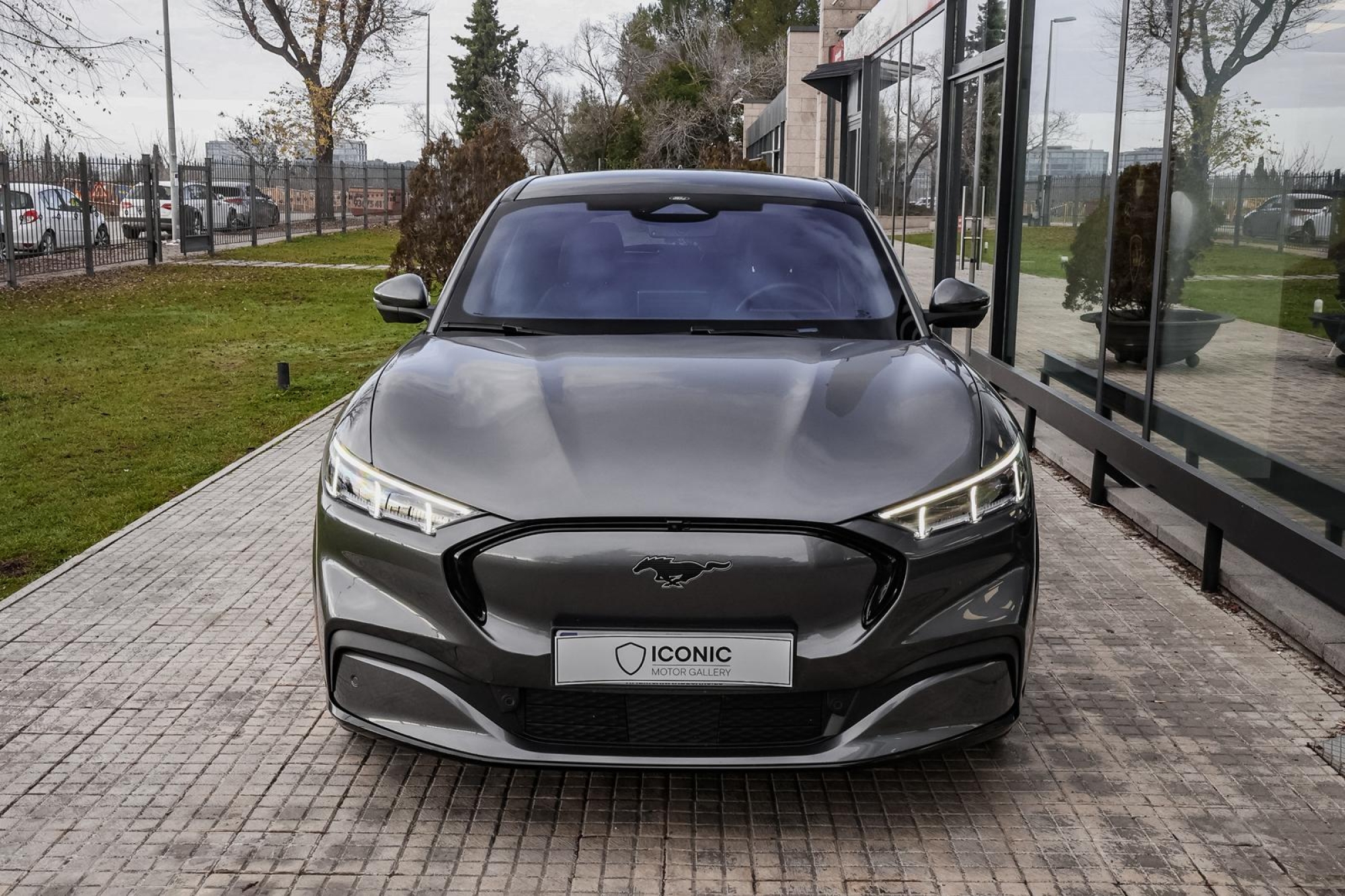 FORD MUSTANG MACH-E4X