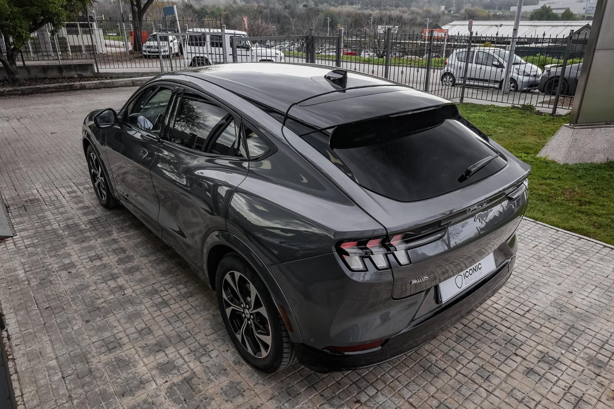 FORD MUSTANG MACH-E4X