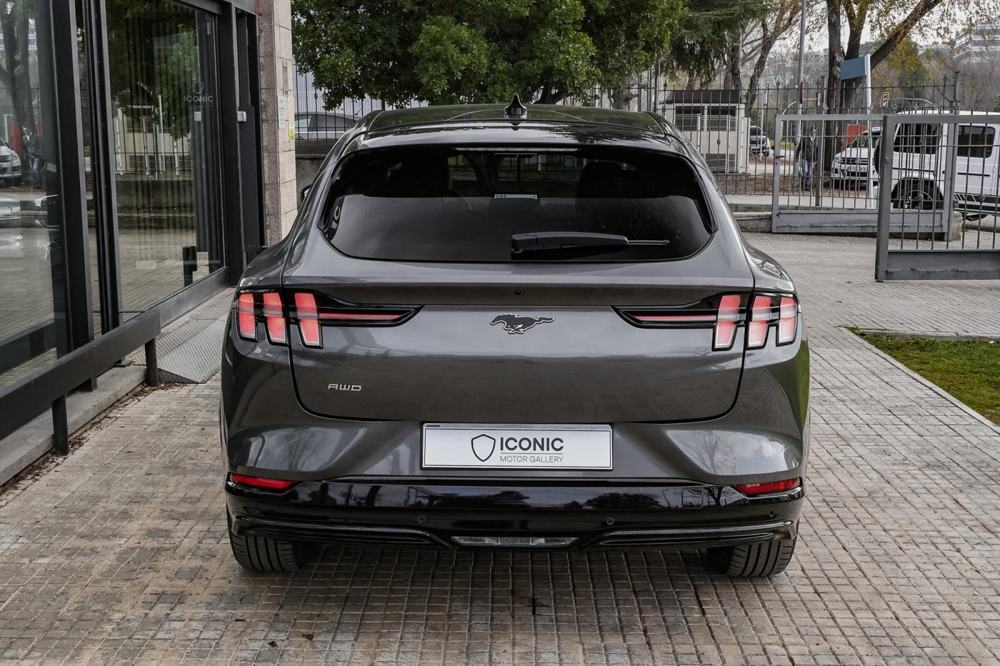 FORD MUSTANG MACH-E4X