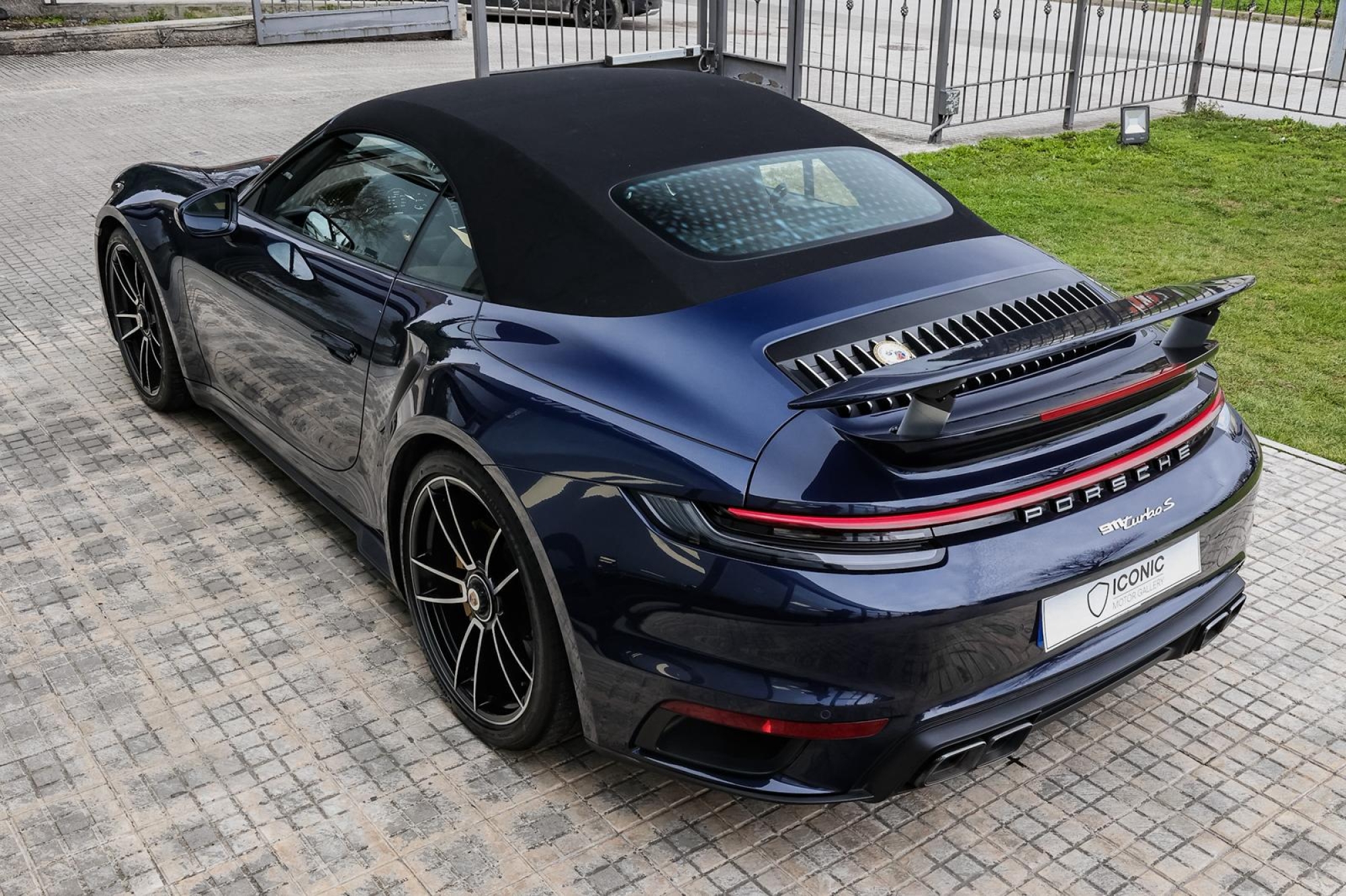PORSCHE 911 992 TURBO S CABRIO