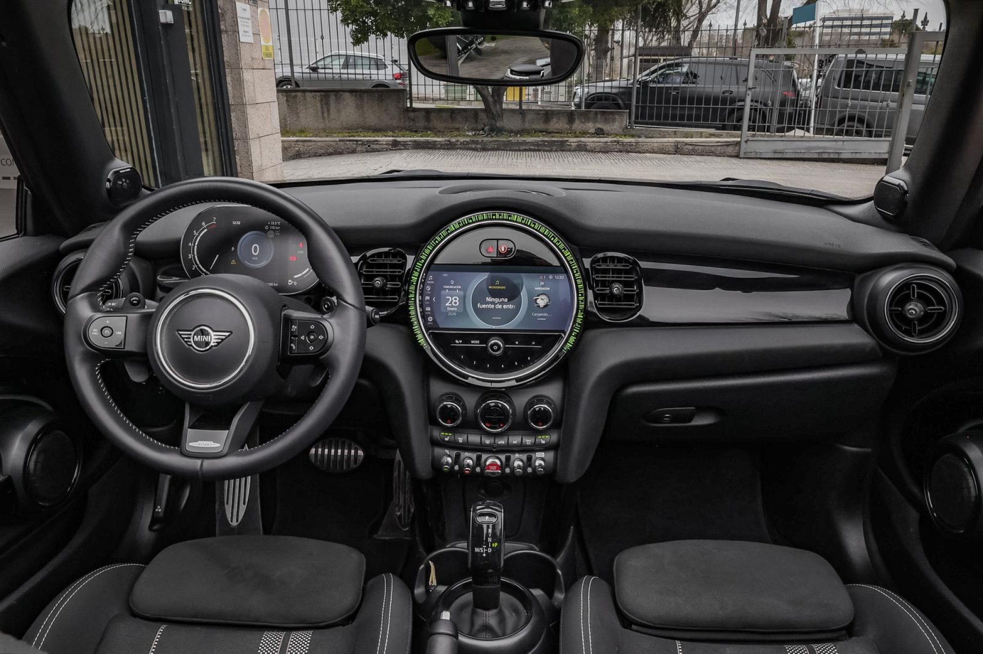 MINI COOPER S CABRIO LOOK JOHN COOPER WORKS