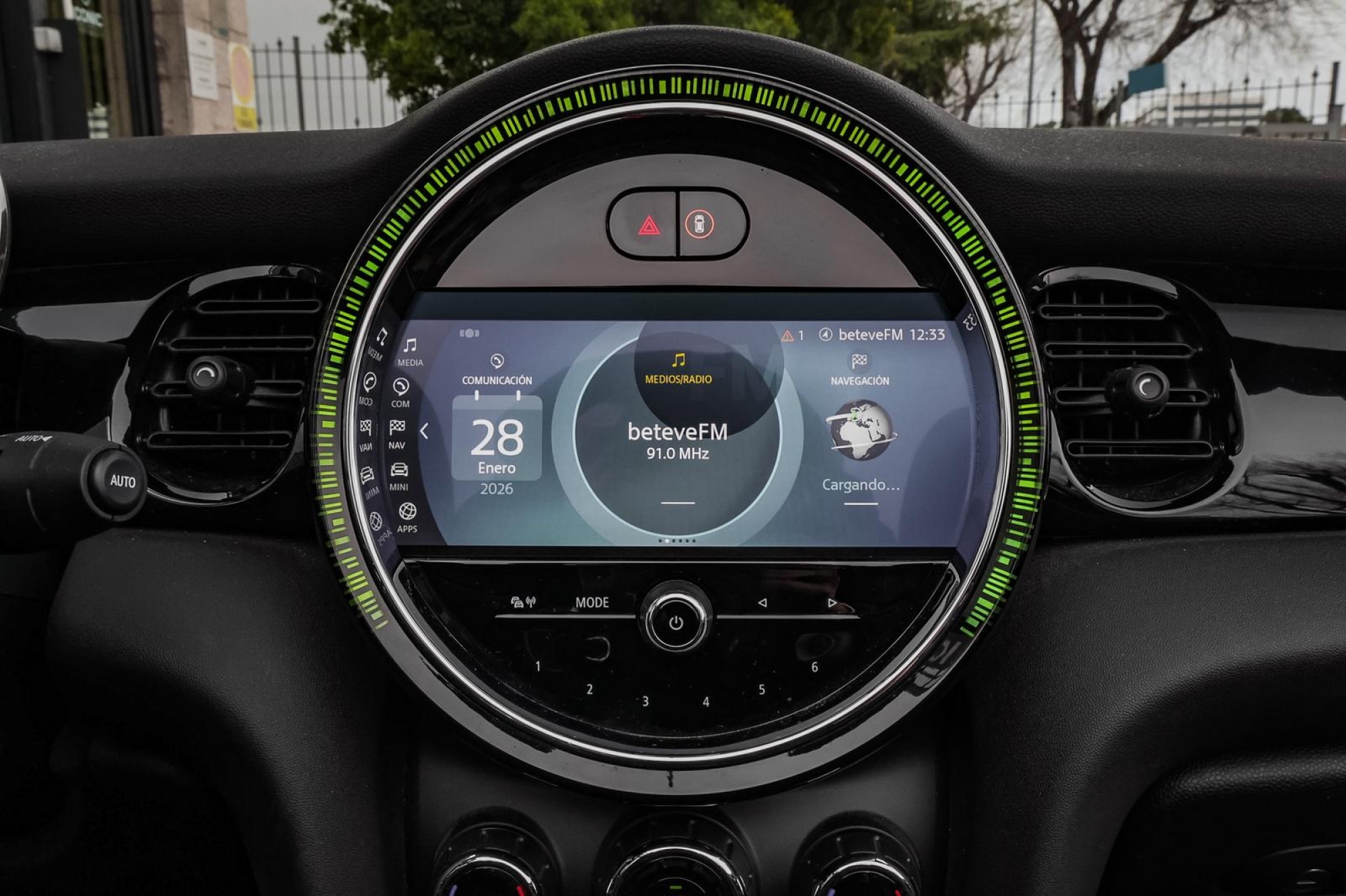 MINI COOPER S CABRIO LOOK JOHN COOPER WORKS