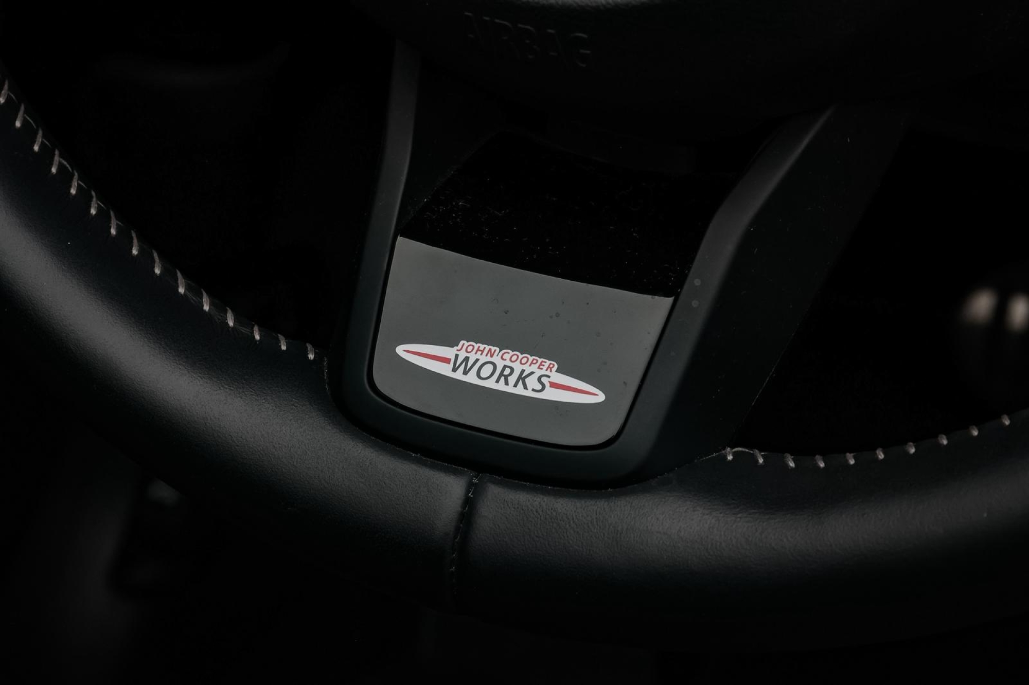 MINI COOPER S CABRIO LOOK JOHN COOPER WORKS
