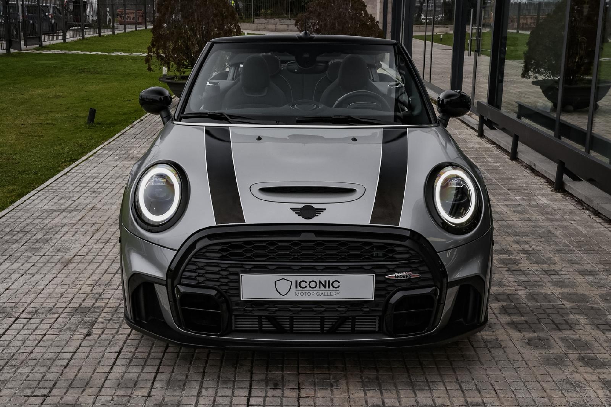 MINI COOPER S CABRIO LOOK JOHN COOPER WORKS