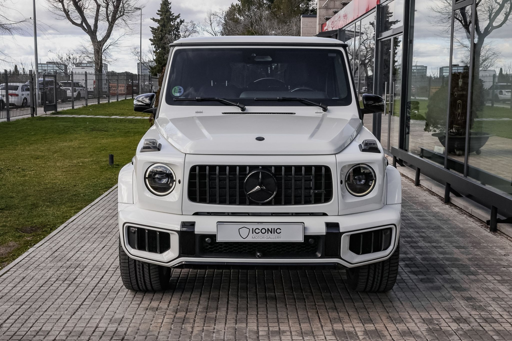 MERCEDES-BENZ AMG G63