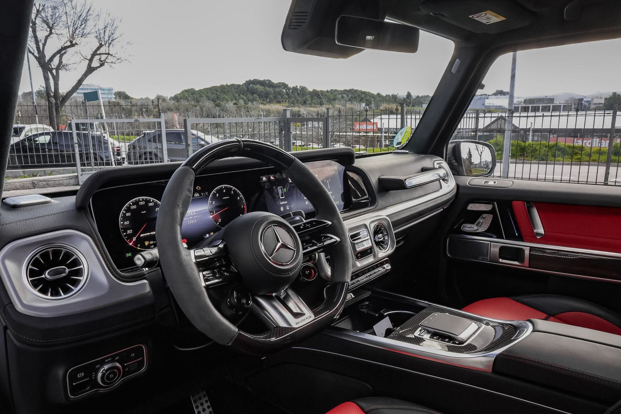 MERCEDES-BENZ AMG G63