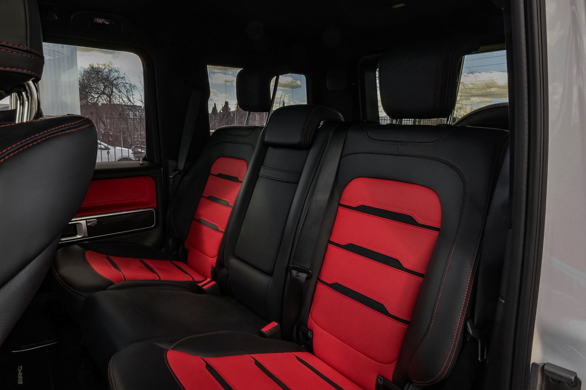 MERCEDES-BENZ AMG G63