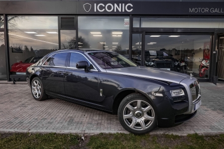 ROLLS-ROYCE GHOST