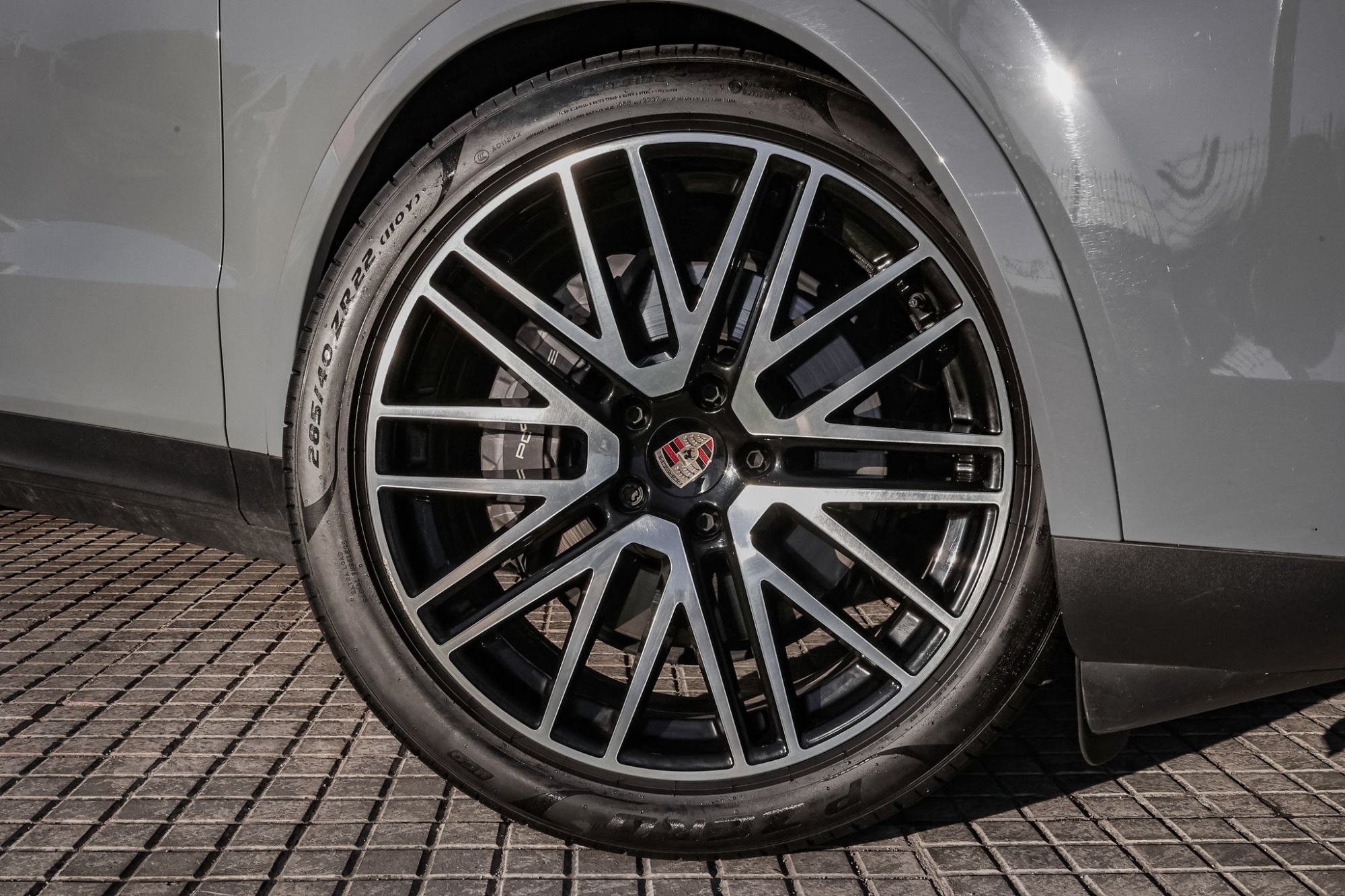 PORSCHE CAYENNE E-HYBRID 