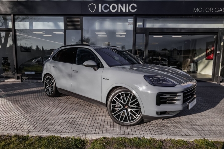 PORSCHE CAYENNE E-HYBRID 