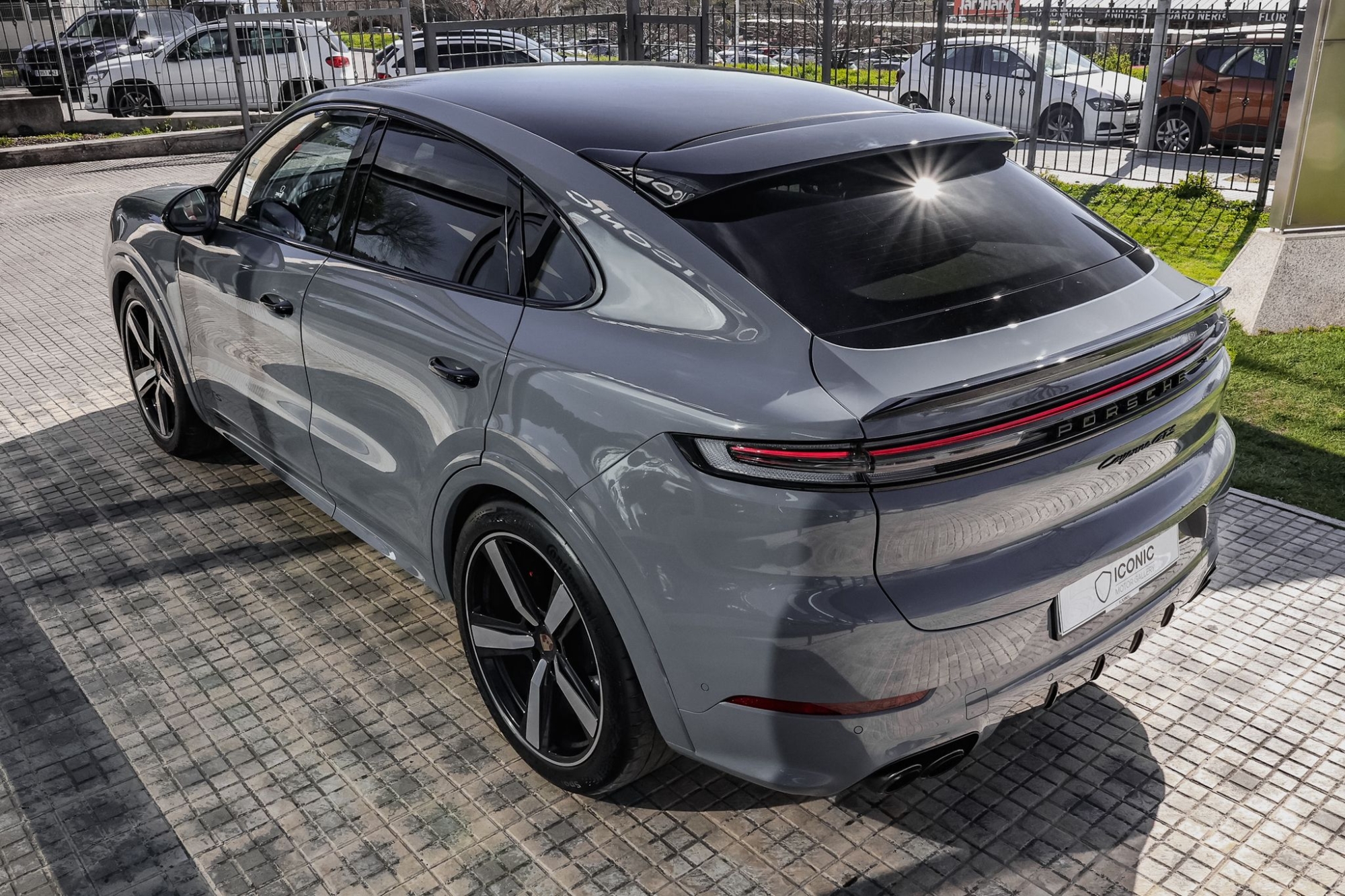 PORSCHE CAYENNE COUPE GTS 