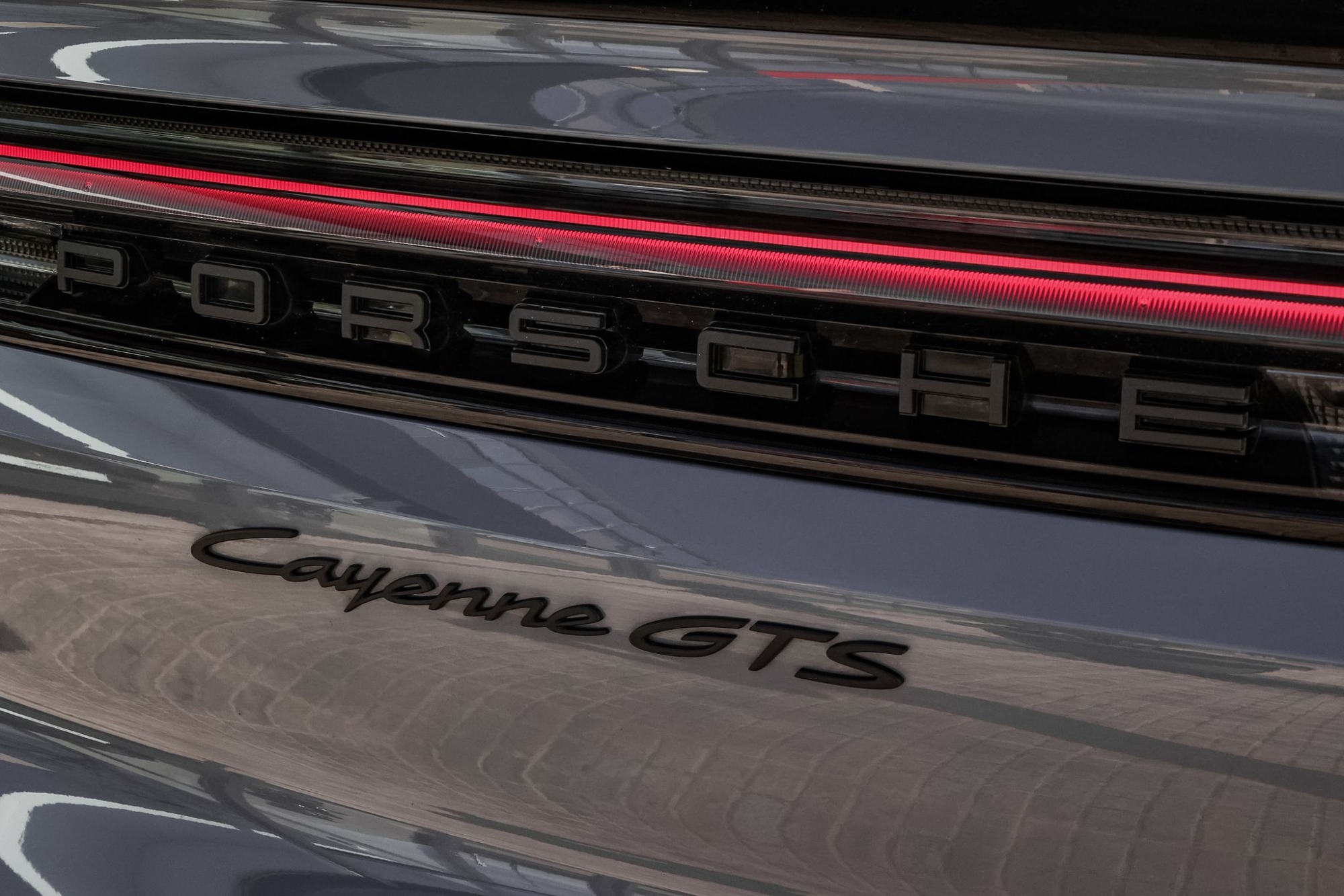 PORSCHE CAYENNE COUPE GTS 