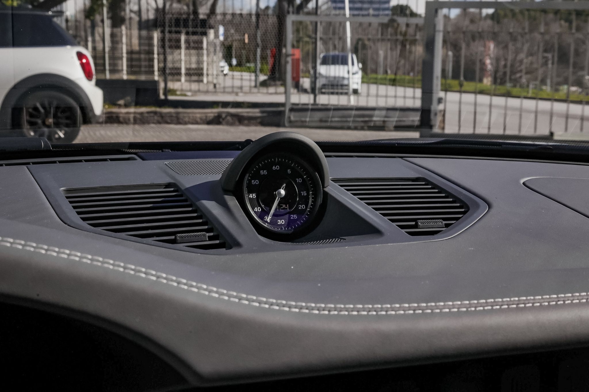 PORSCHE 911 992.2 CARRERA 