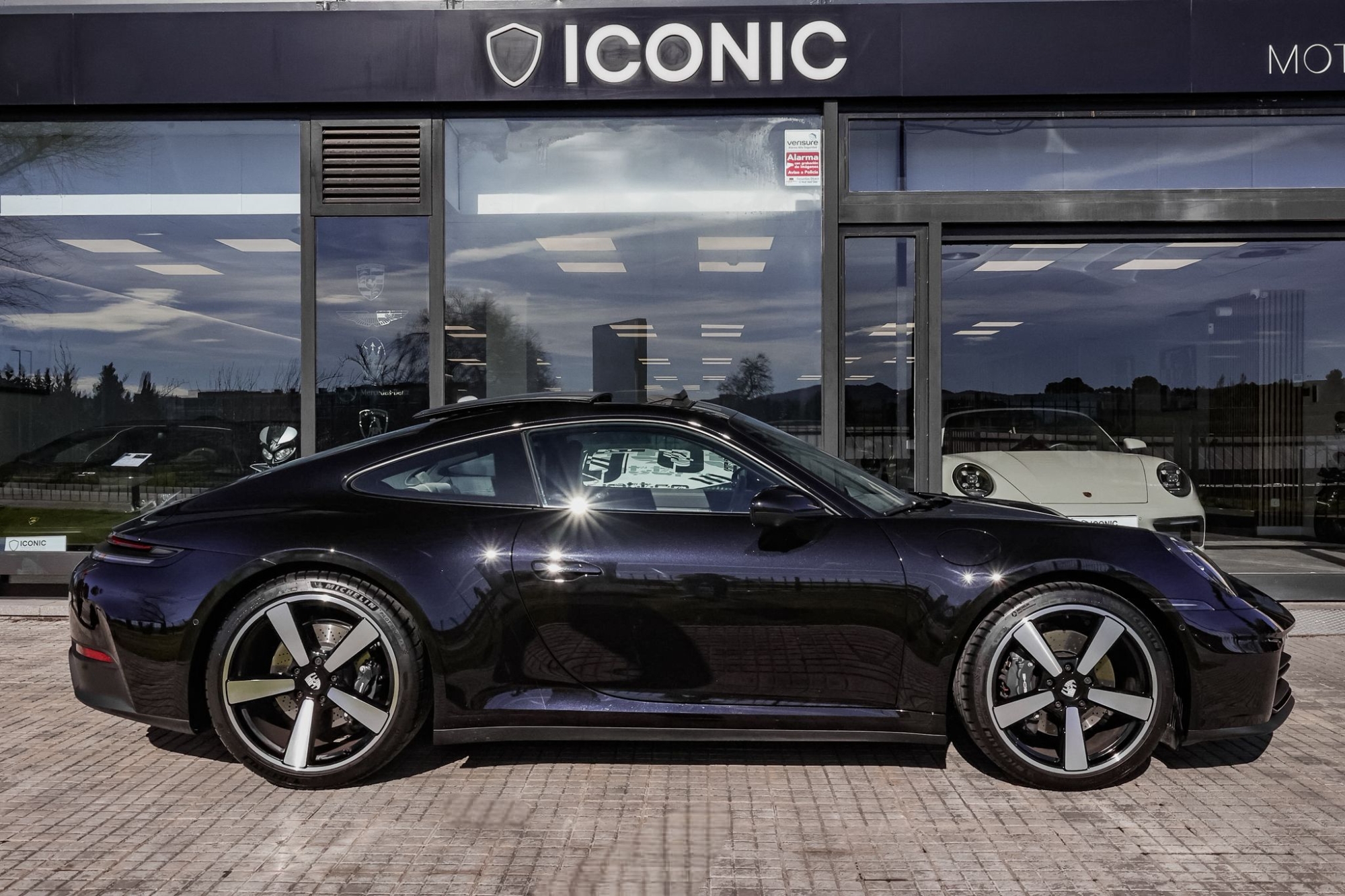 PORSCHE 911 992.2 CARRERA 