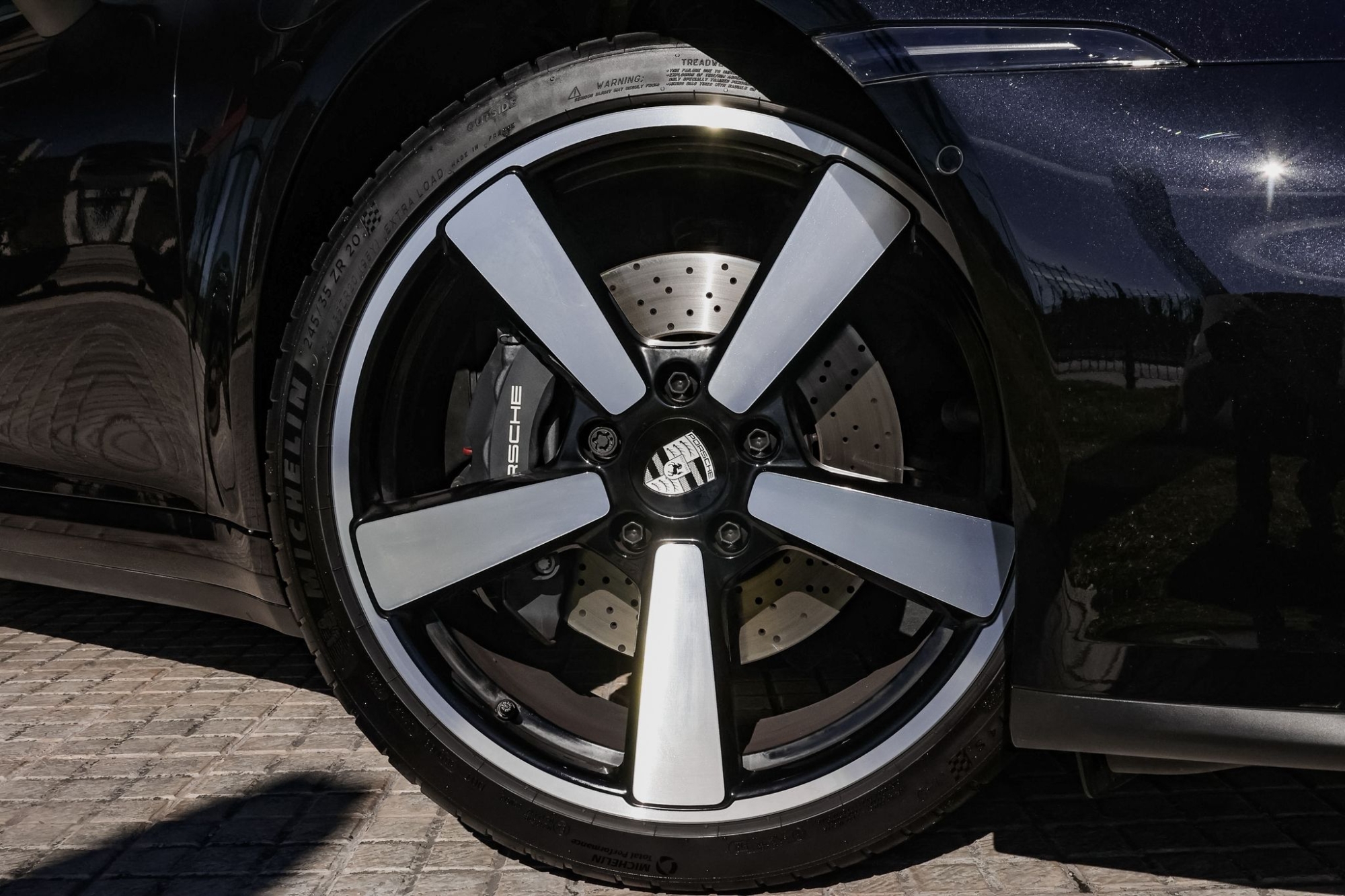 PORSCHE 911 992.2 CARRERA 