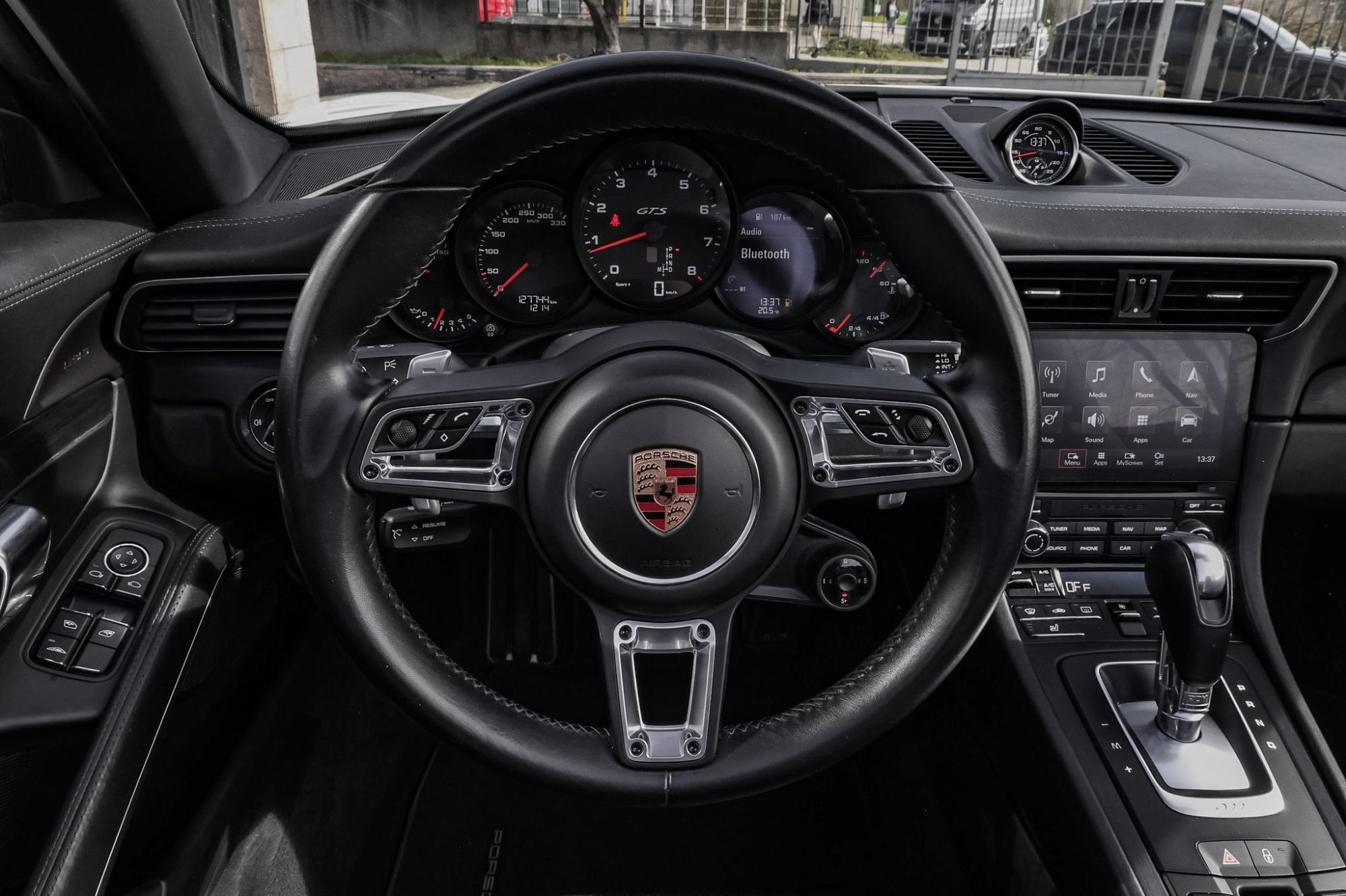 PORSCHE 911 991.2 CARRERA 4 GTS CABRIOLET