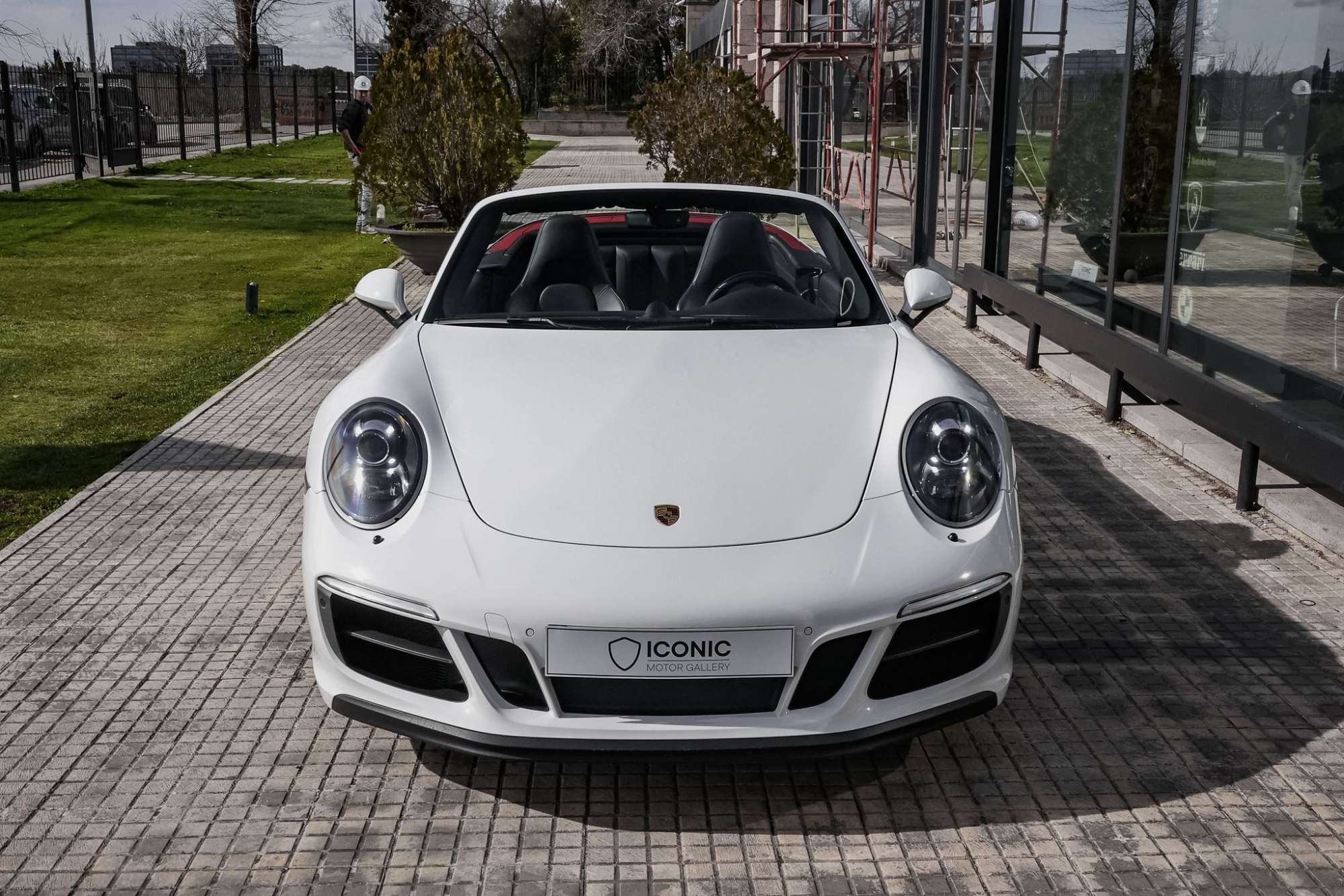 PORSCHE 911 991.2 CARRERA 4 GTS CABRIOLET