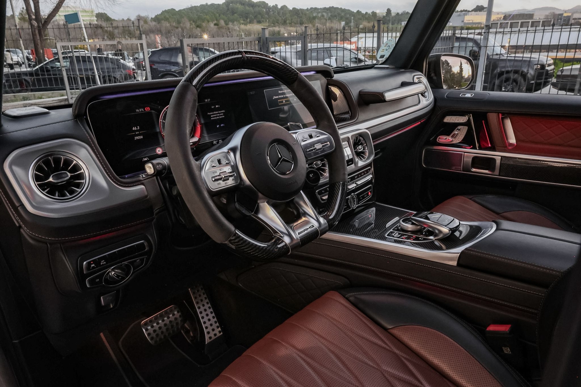 MERCEDES-BENZ G63 AMG