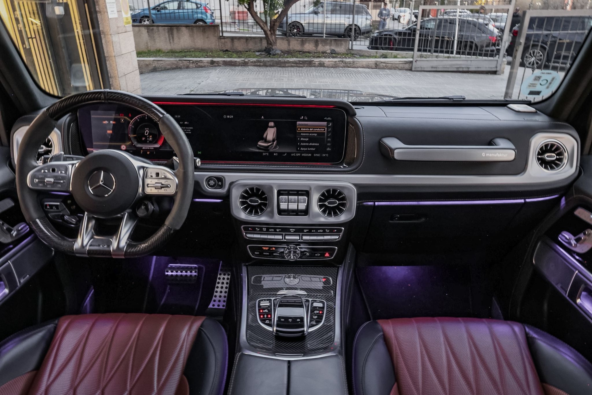 MERCEDES-BENZ G63 AMG