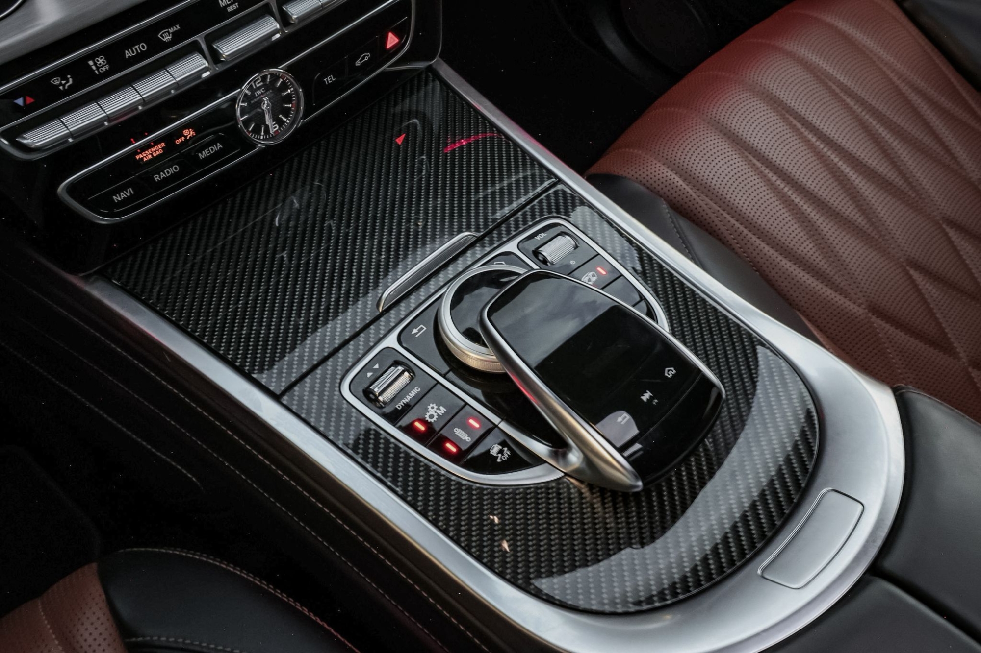 MERCEDES-BENZ G63 AMG