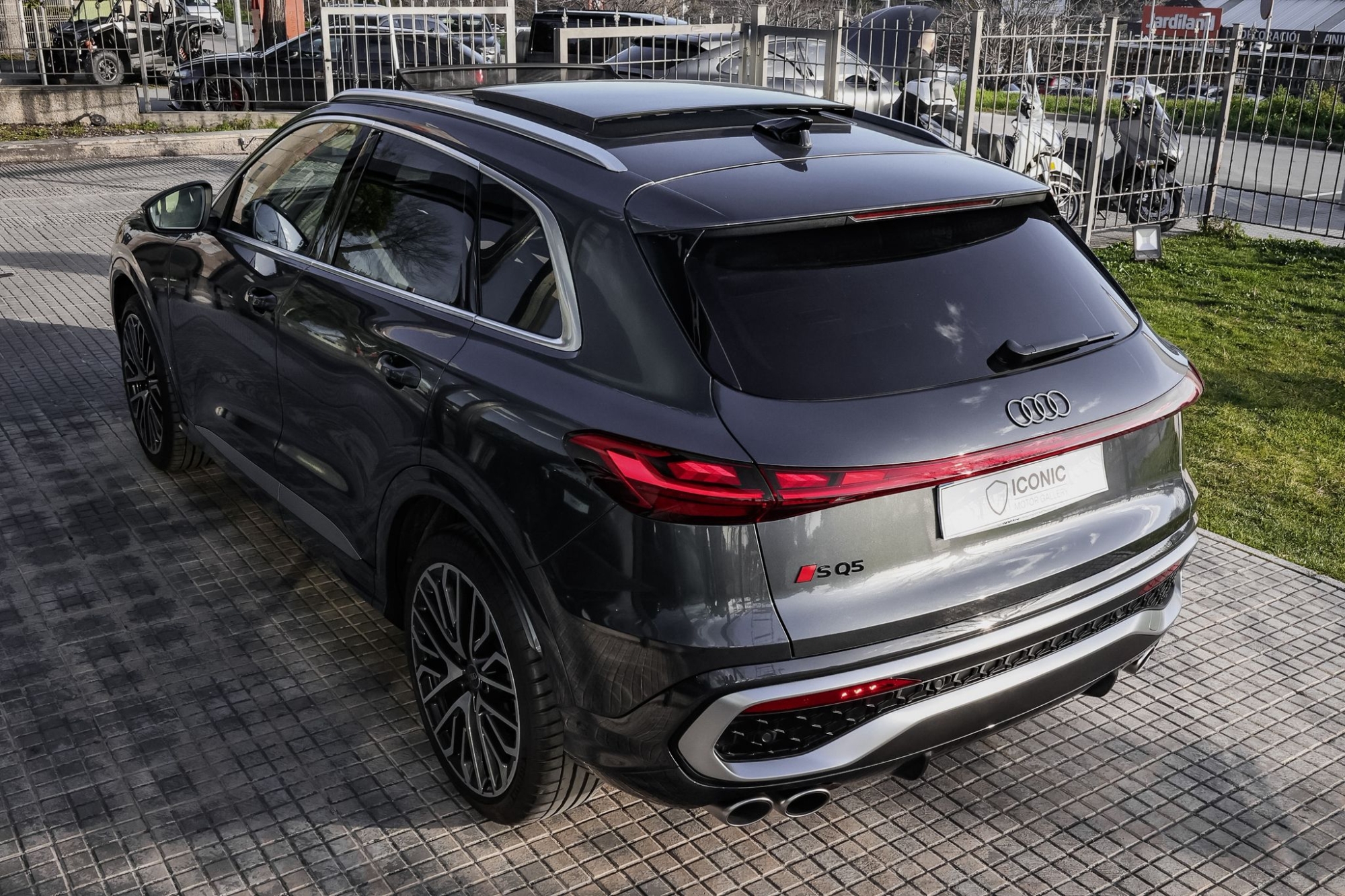 AUDI SQ5