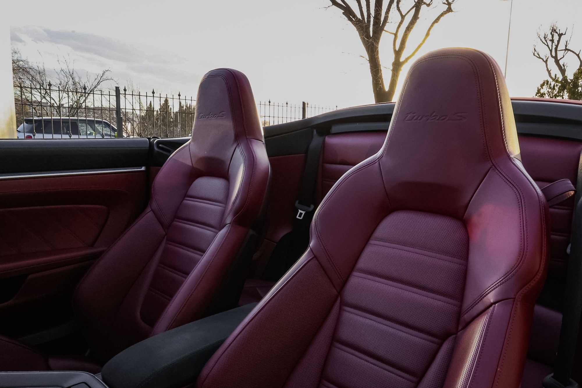 PORSCHE 911 992 TURBO S CABRIO