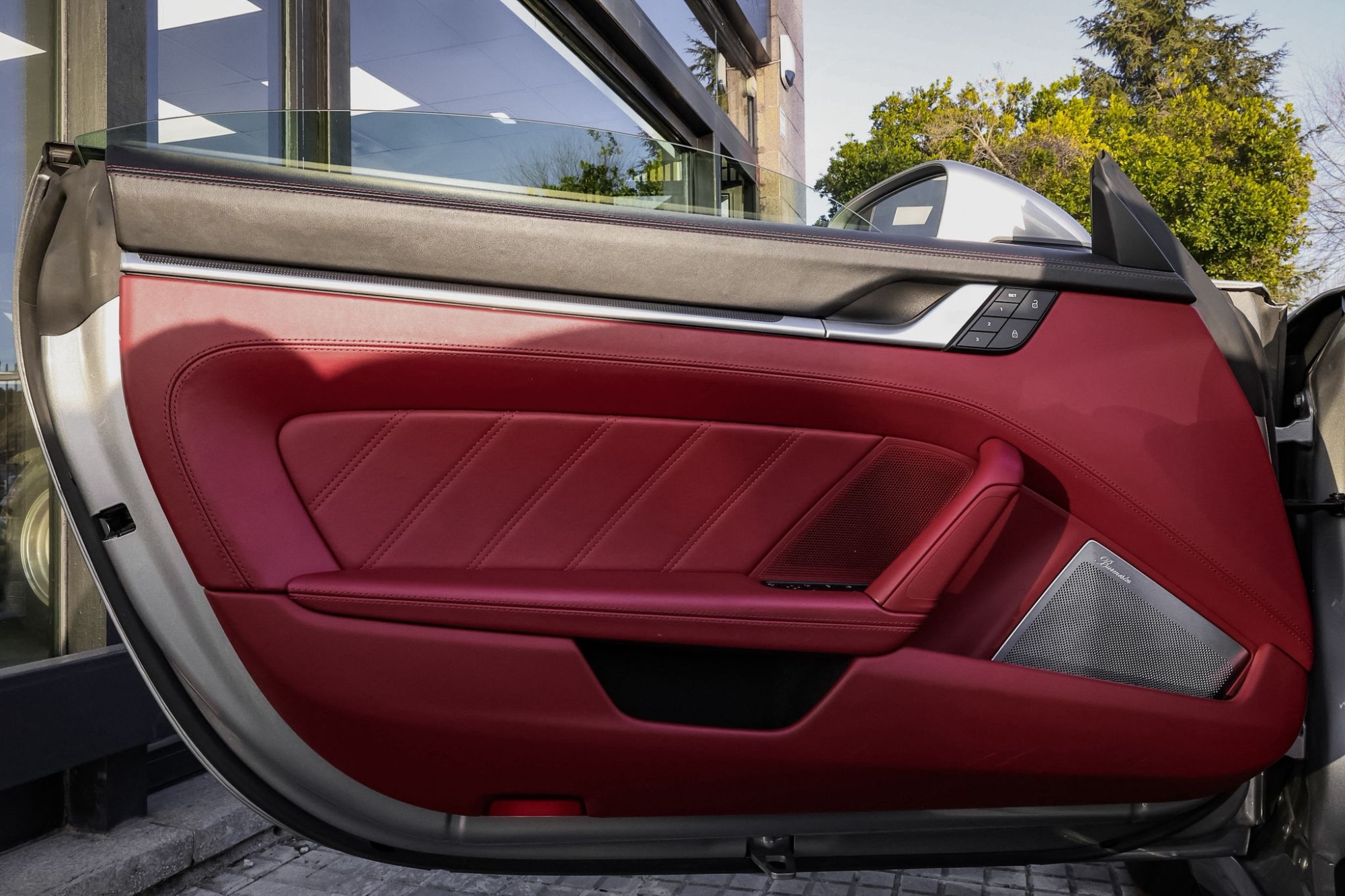 PORSCHE 911 992 TURBO S CABRIO