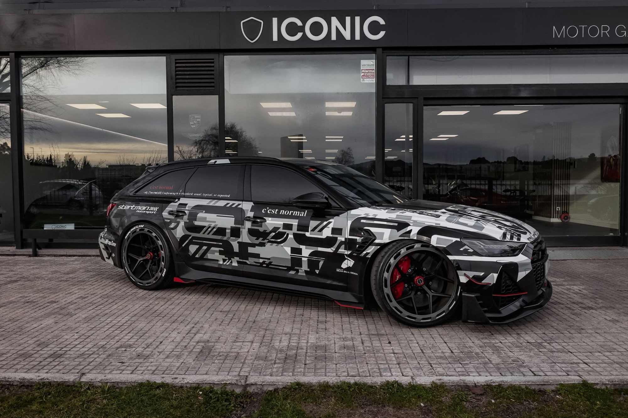 AUDI RS6 R ABT 1 OF 1 1000 CV