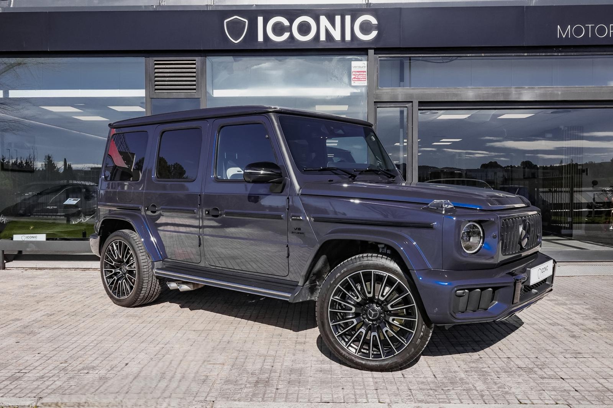 MERCEDES-BENZ AMG G63