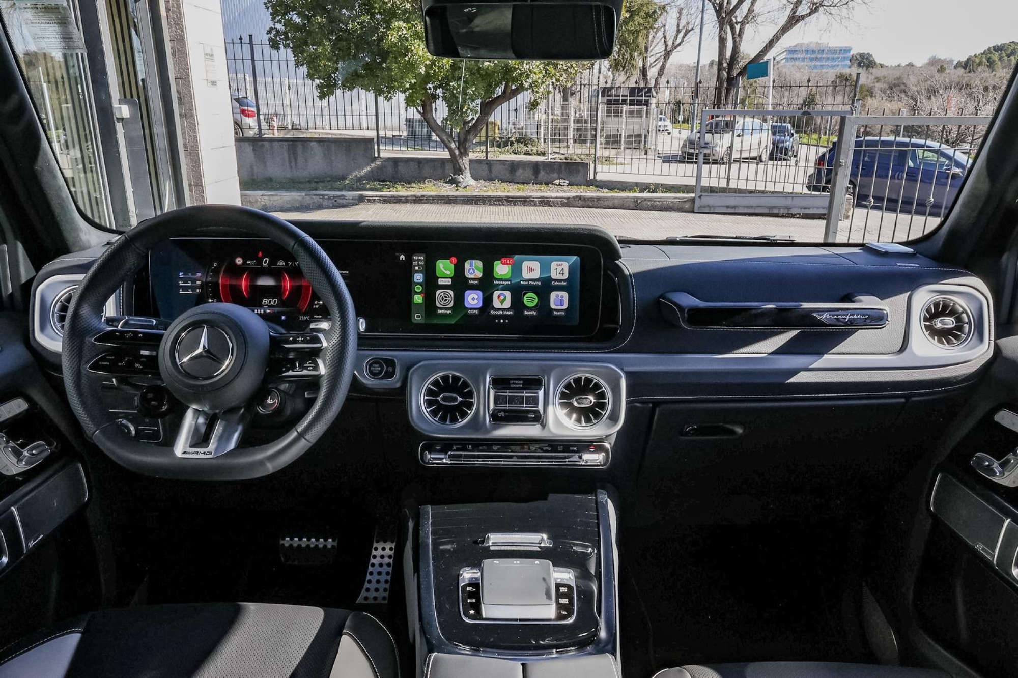 MERCEDES-BENZ AMG G63