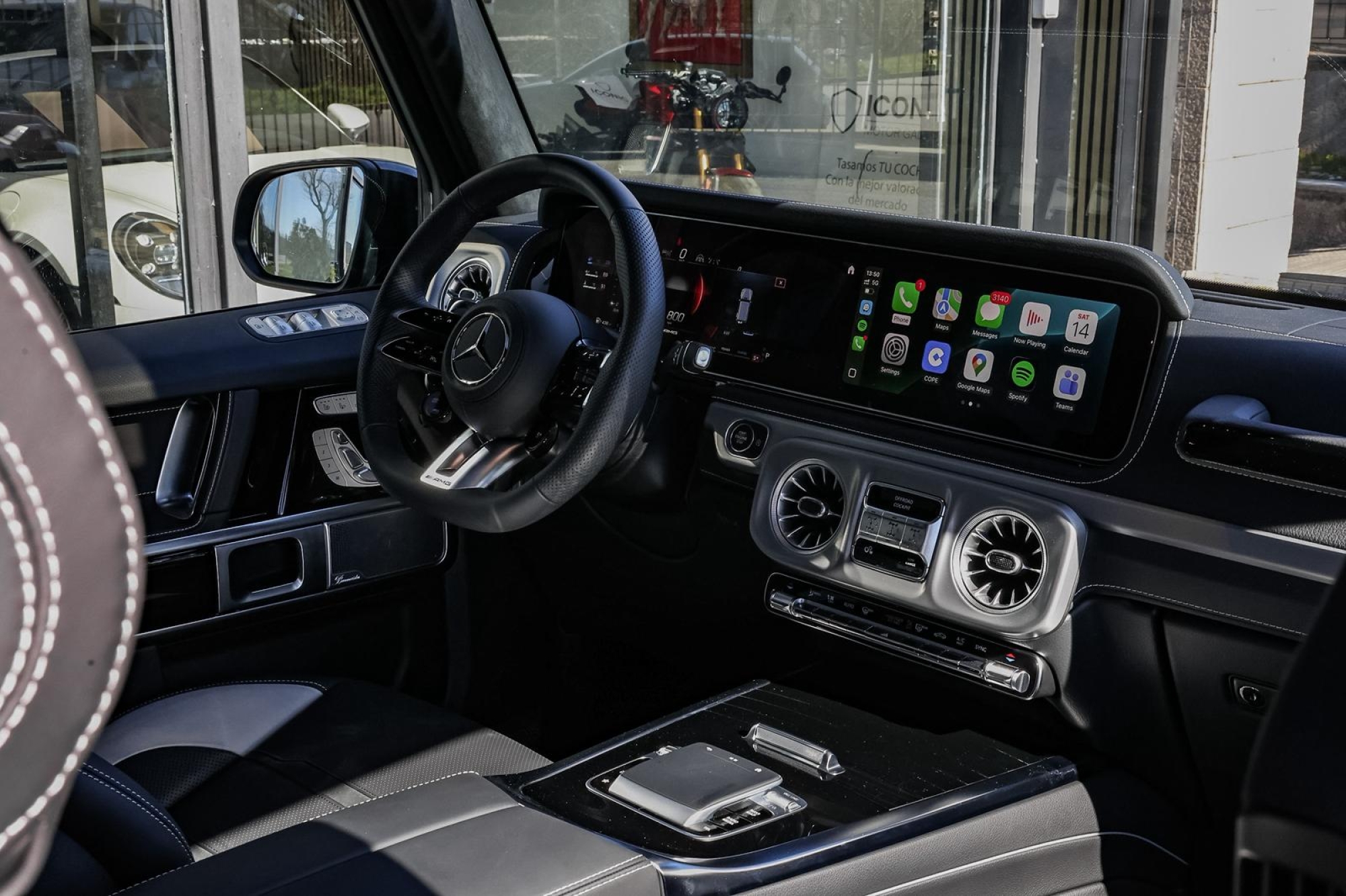 MERCEDES-BENZ AMG G63