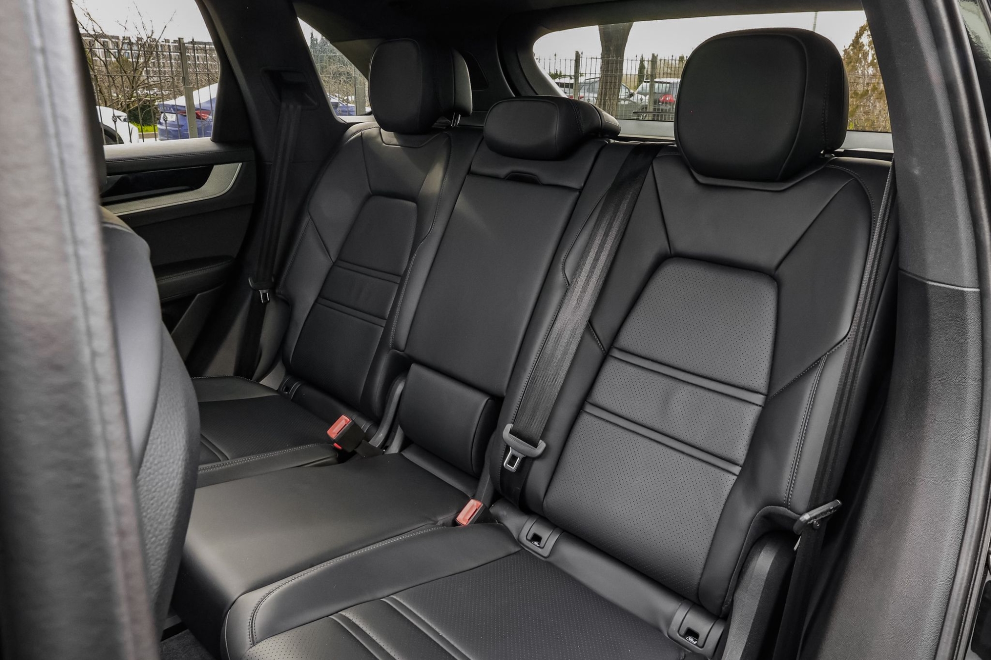 PORSCHE CAYENNE E-HYBRID