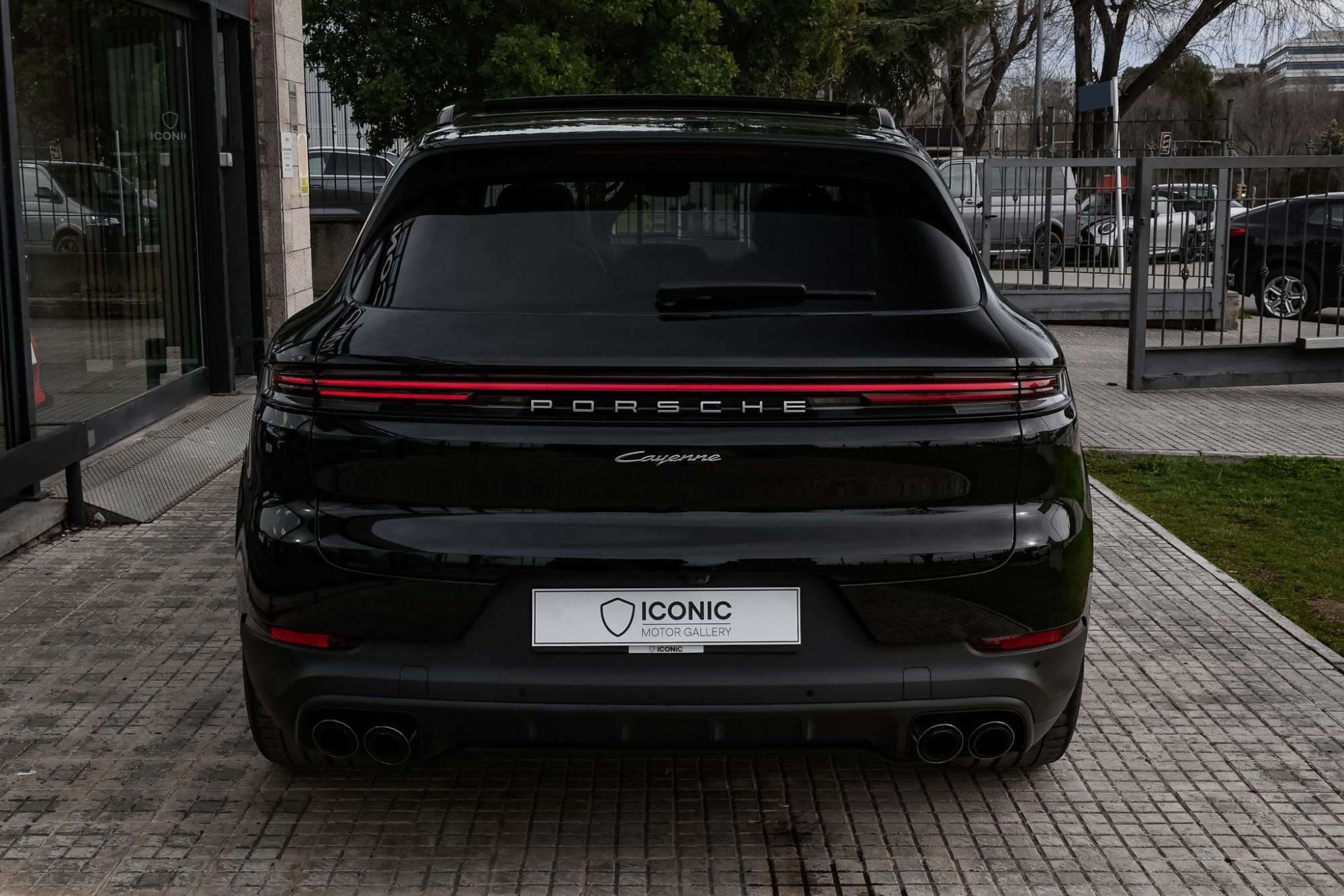 PORSCHE CAYENNE E-HYBRID