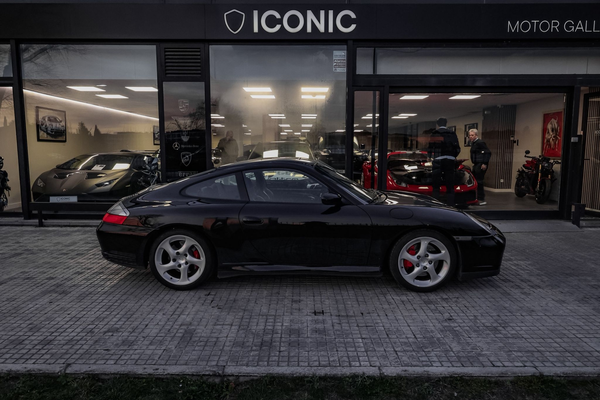 PORSCHE 911 996 CARRERA 4S