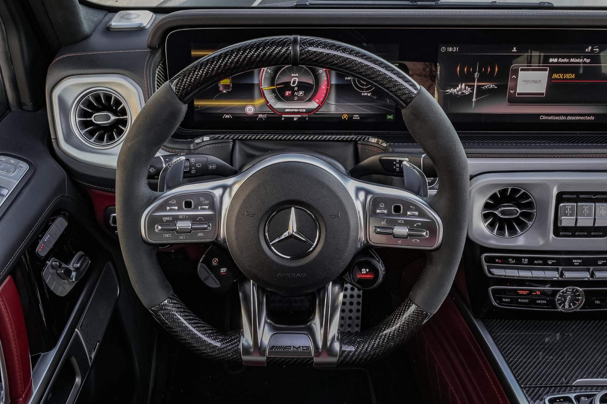 MERCEDES-BENZ AMG G63