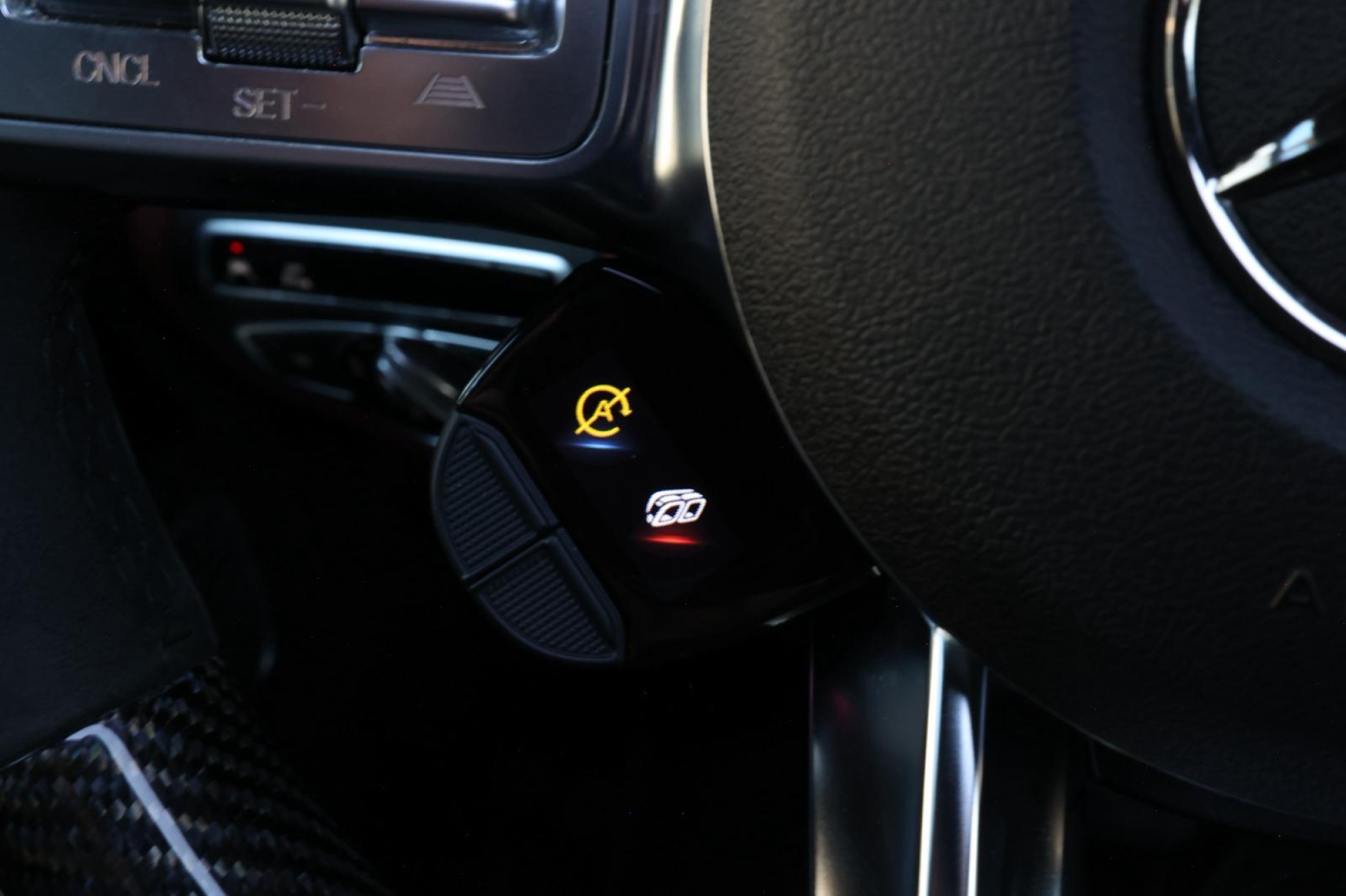 MERCEDES-BENZ AMG G63