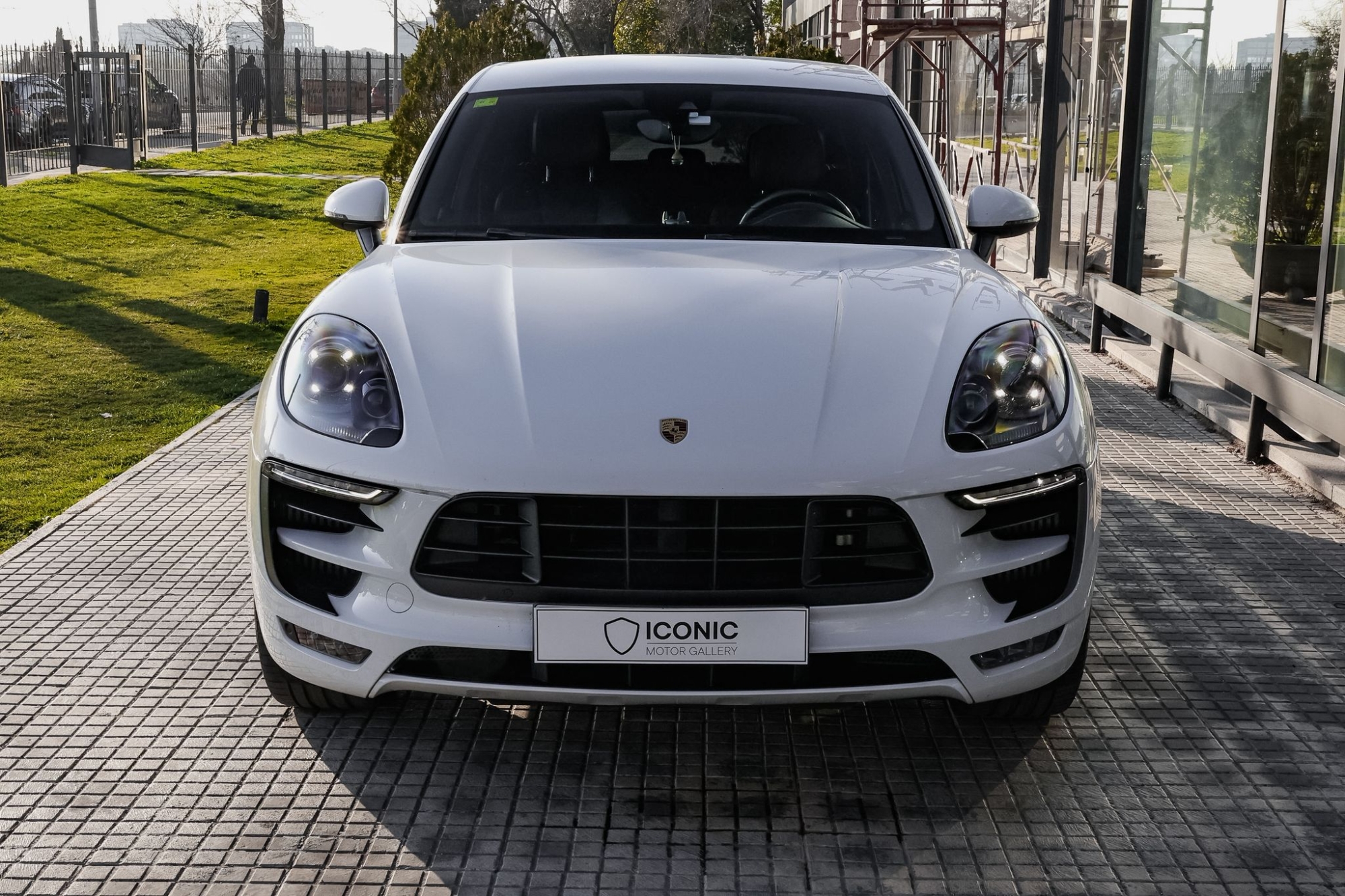 PORSCHE MACAN GTS