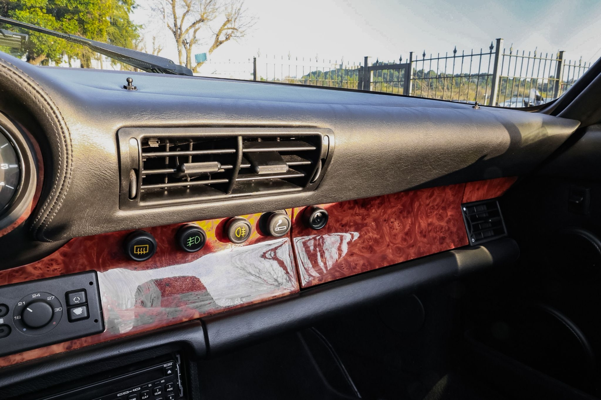 PORSCHE 911 964 CARRERA 4 CABRIO