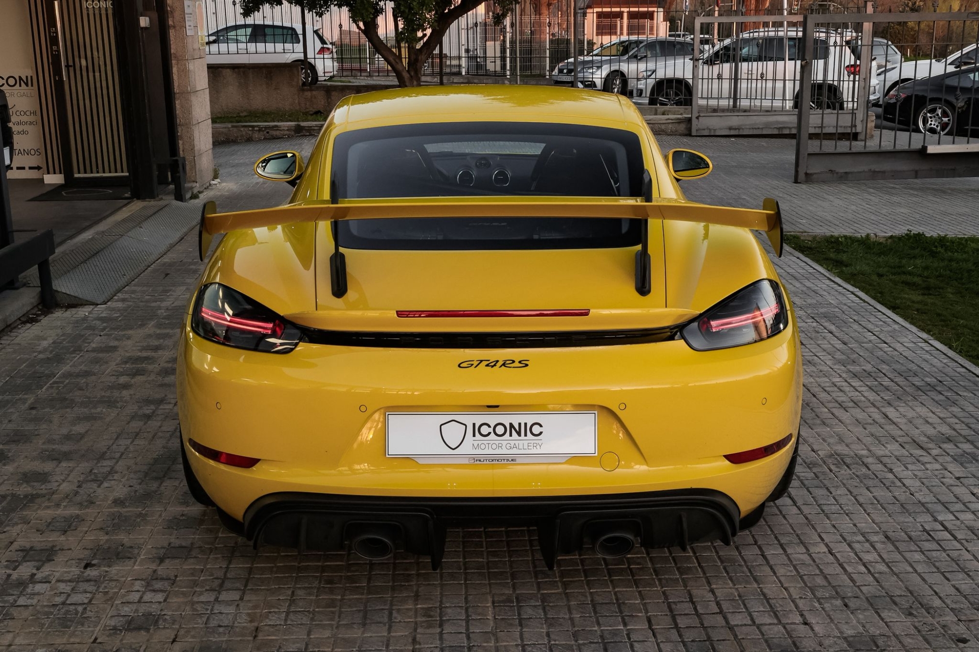 PORSCHE 718 GT4 RS