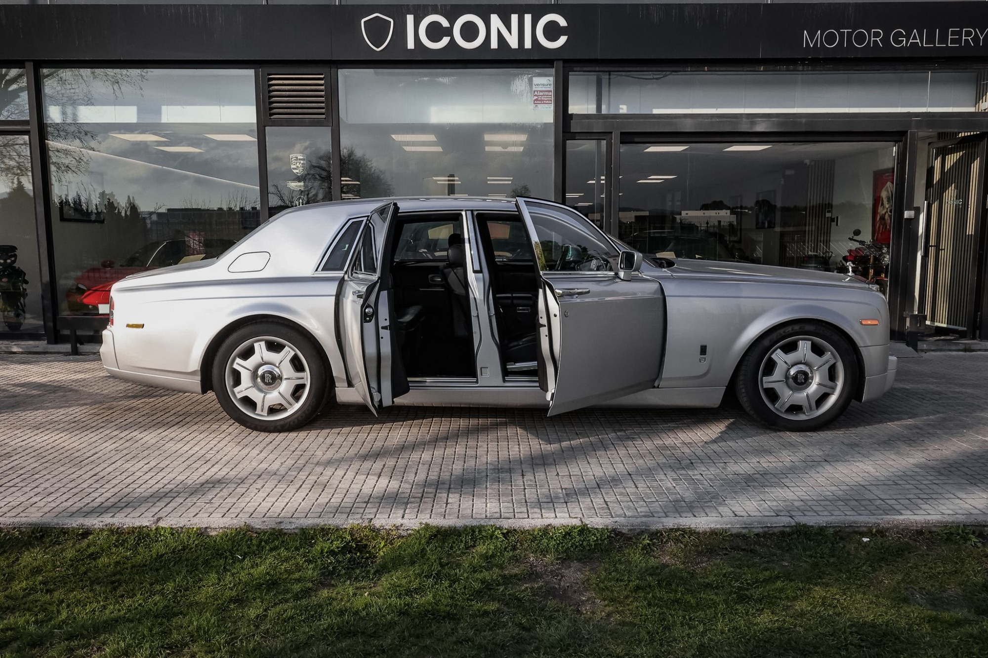 ROLLS ROYCE PHANTOM 