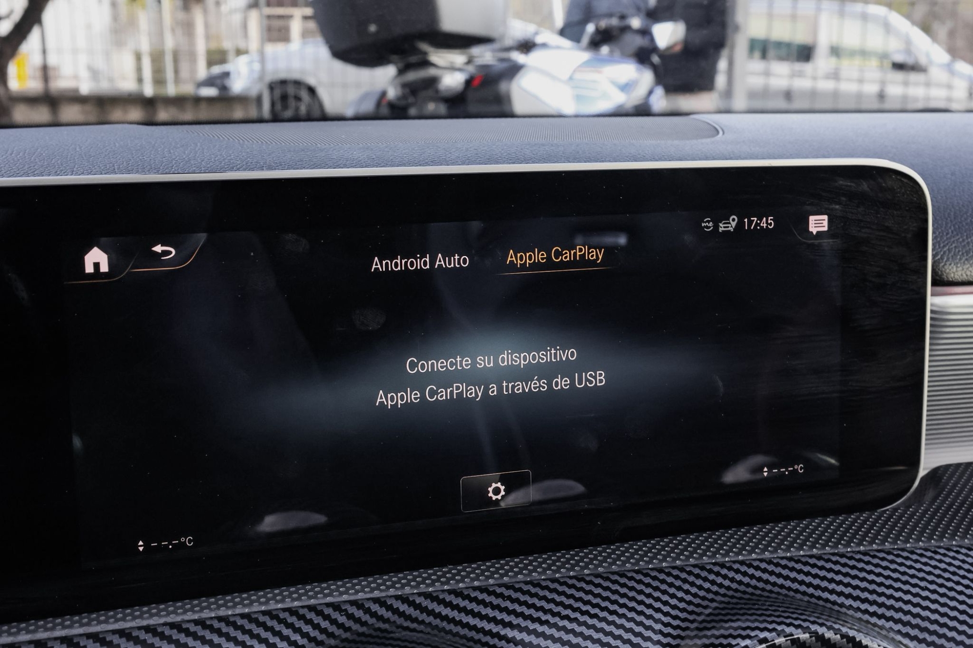 MERCEDES-BENZ AMG A35 4MATIC