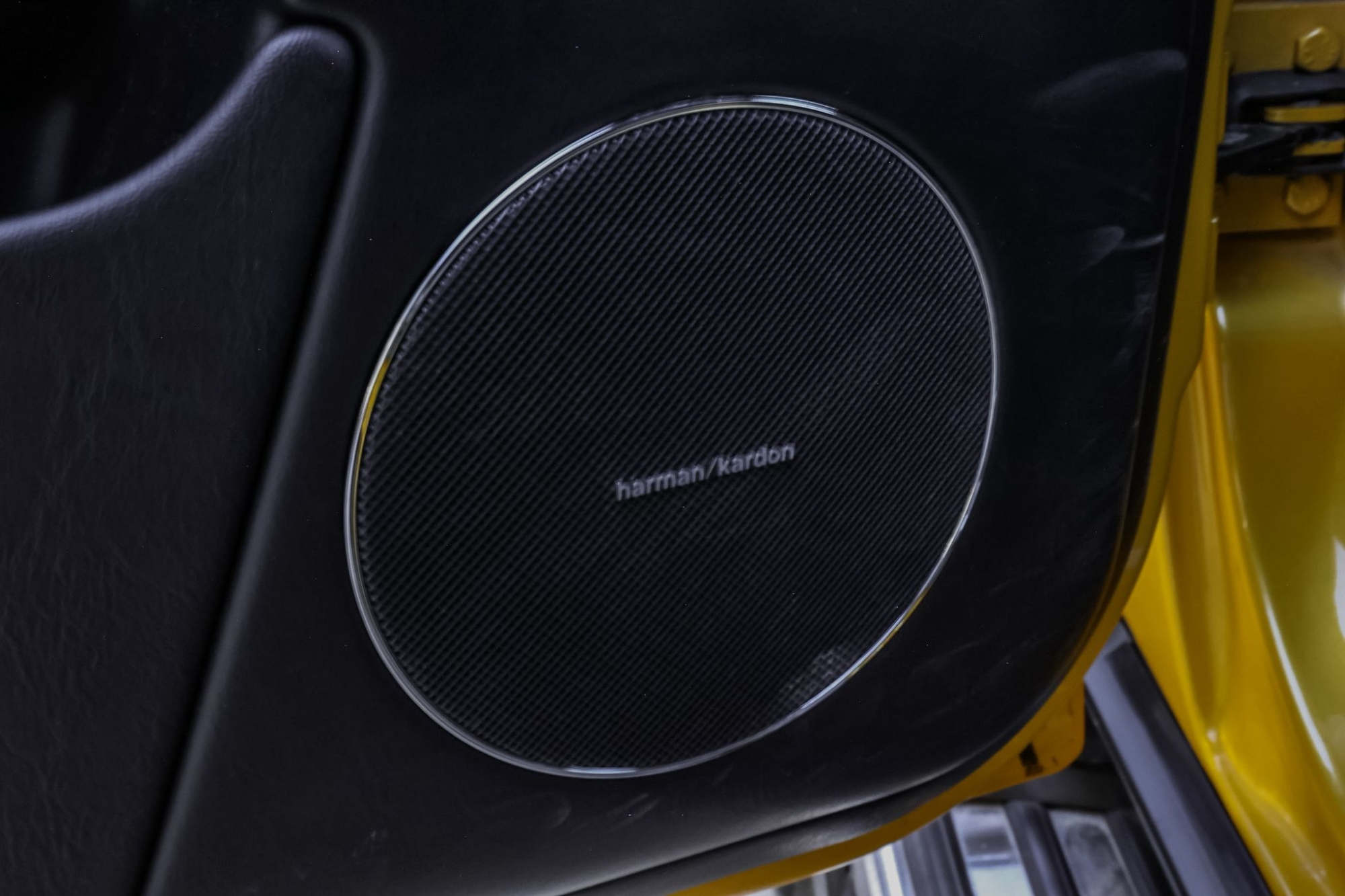 MERCEDES-BENZ G63 AMG SOLARBEAM EDITION