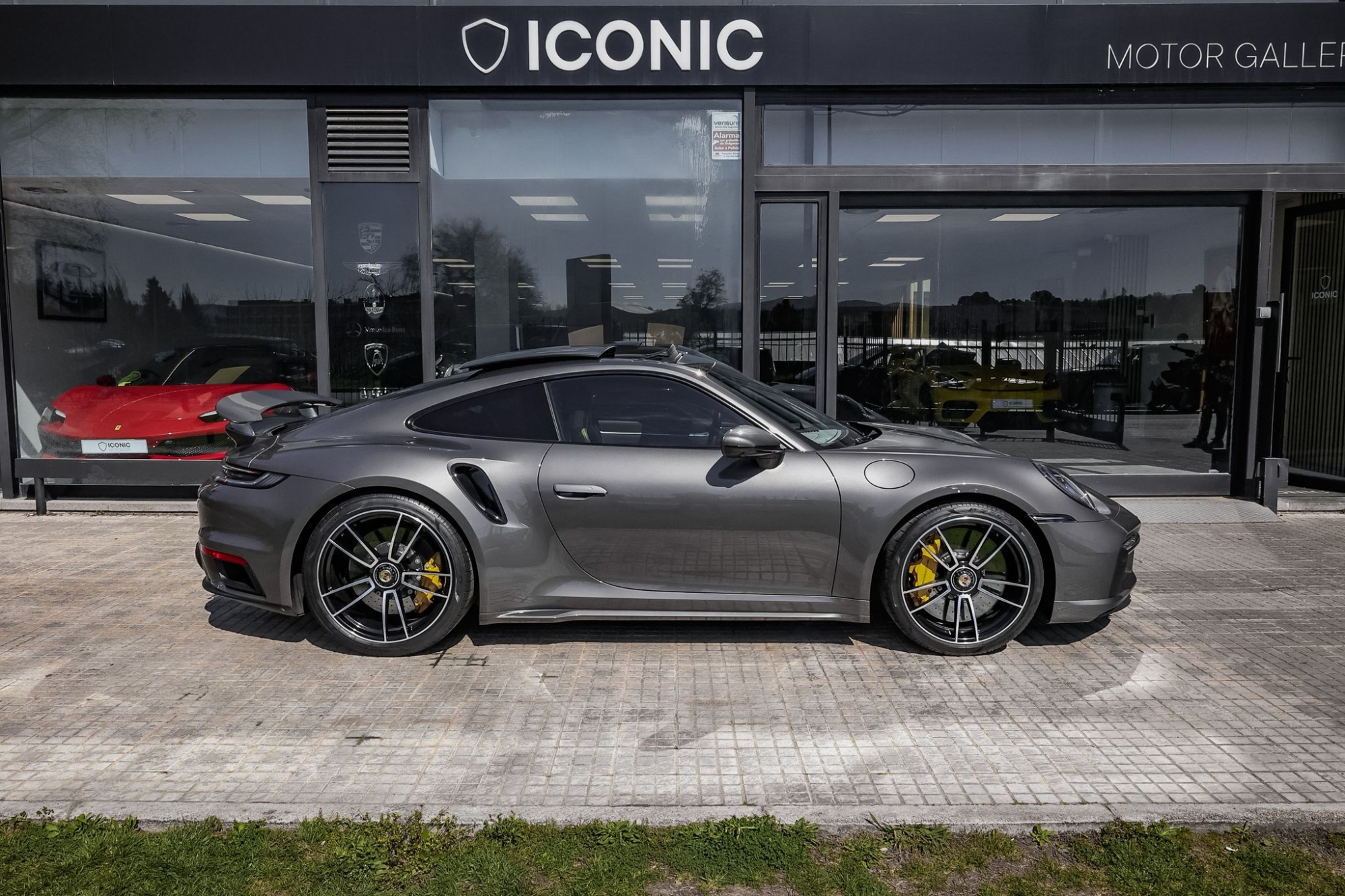 PORSCHE 911 992 TURBO S