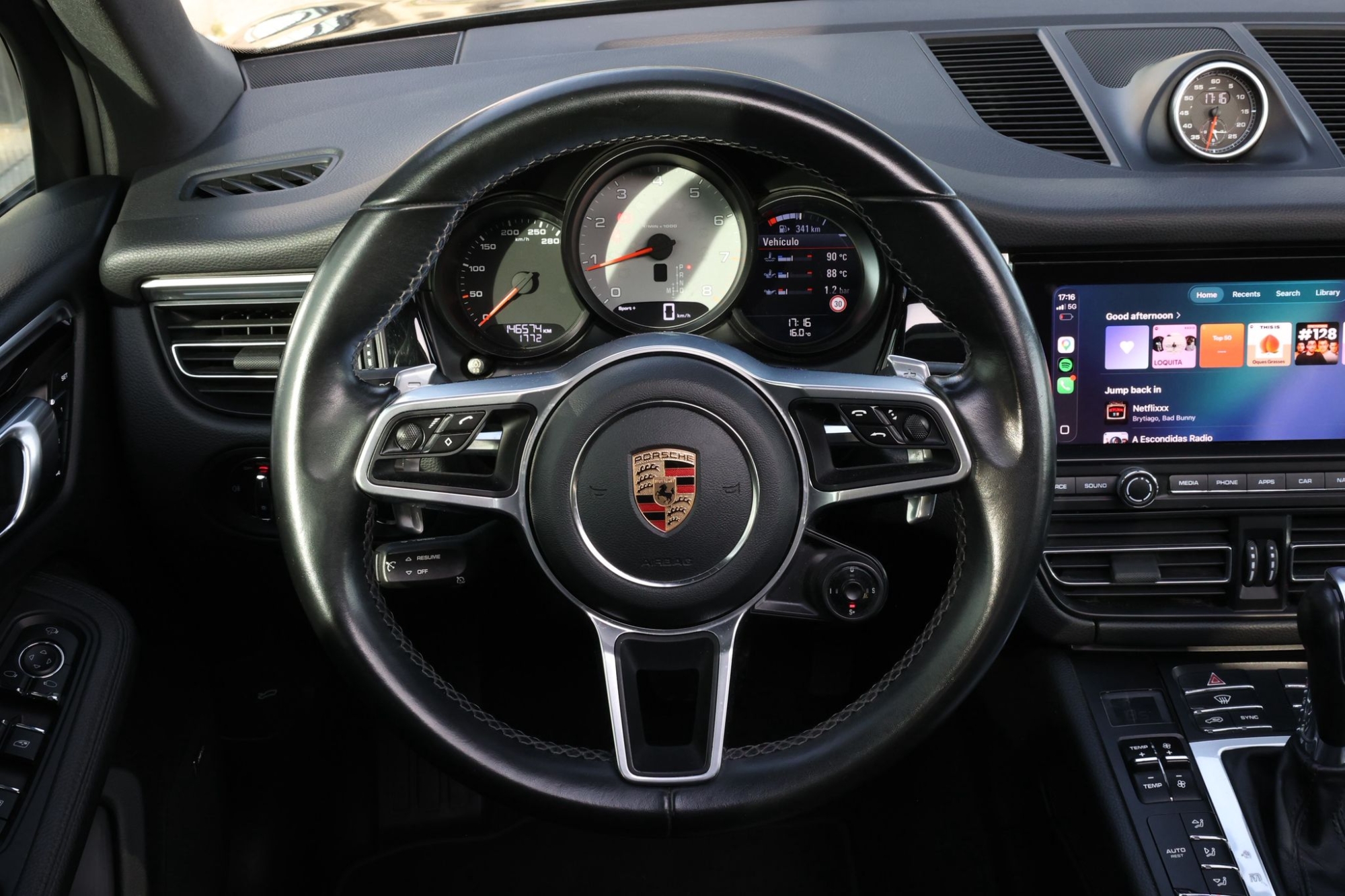 PORSCHE MACAN S
