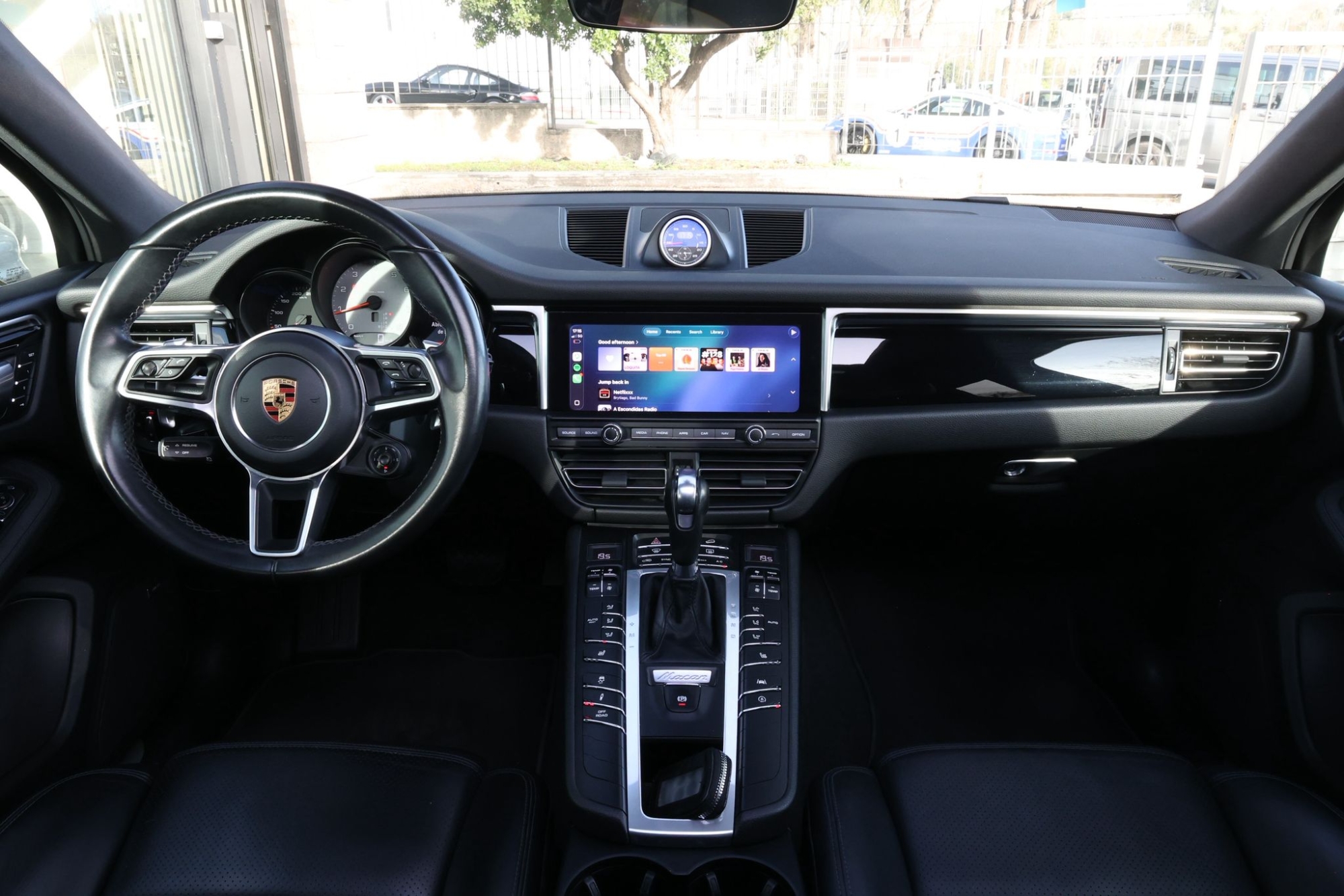 PORSCHE MACAN S