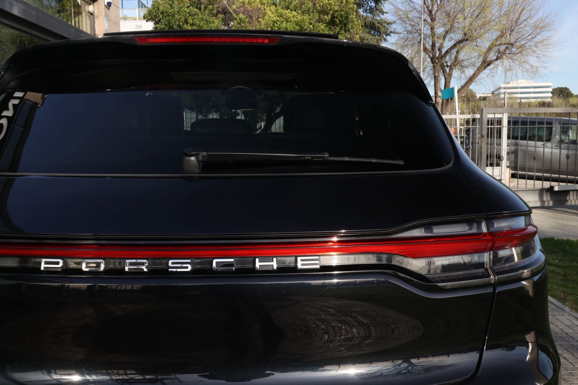 PORSCHE MACAN S