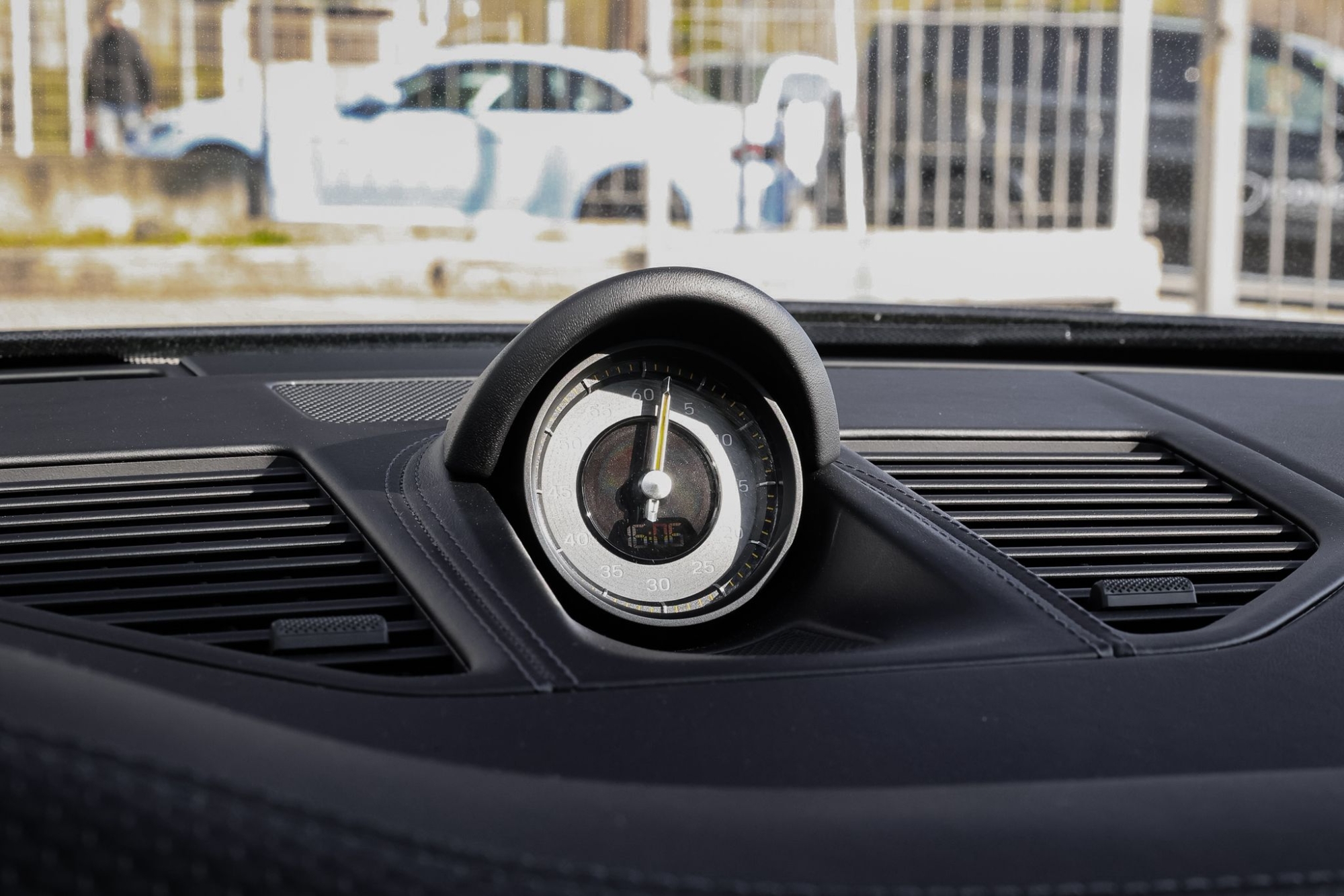 PORSCHE 911 992 GT3 TOURING