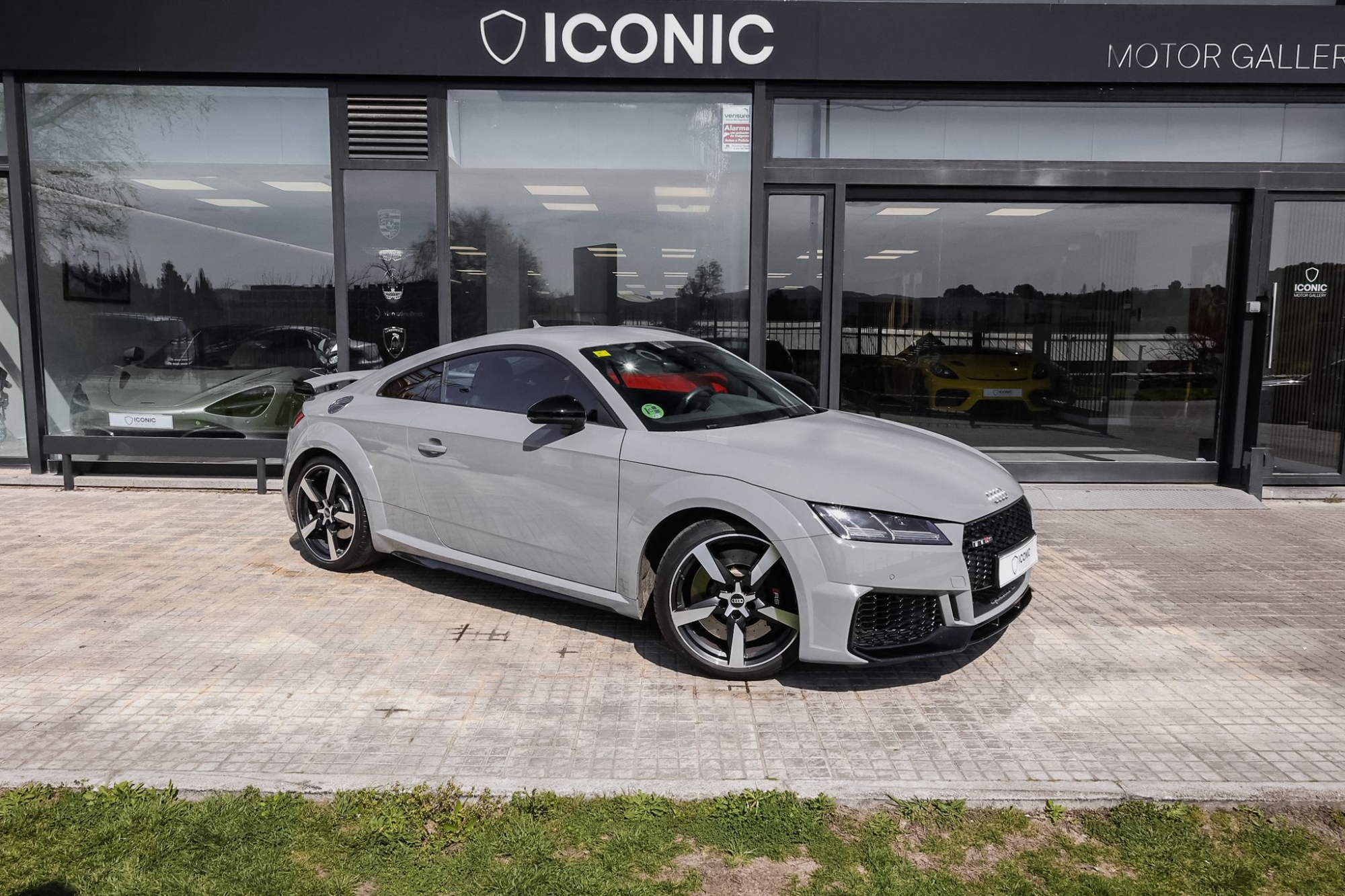 AUDI TT RS